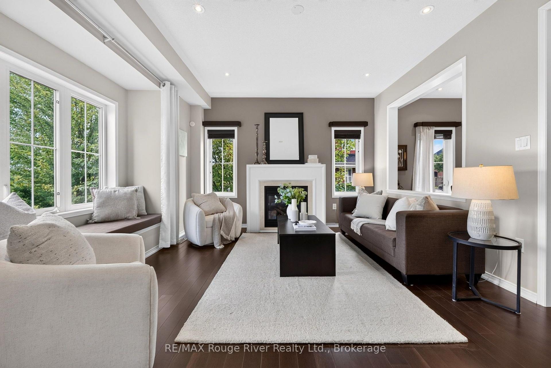 Photo 12 of 19 Galea Drive, Ajax, Central East — HOMEH