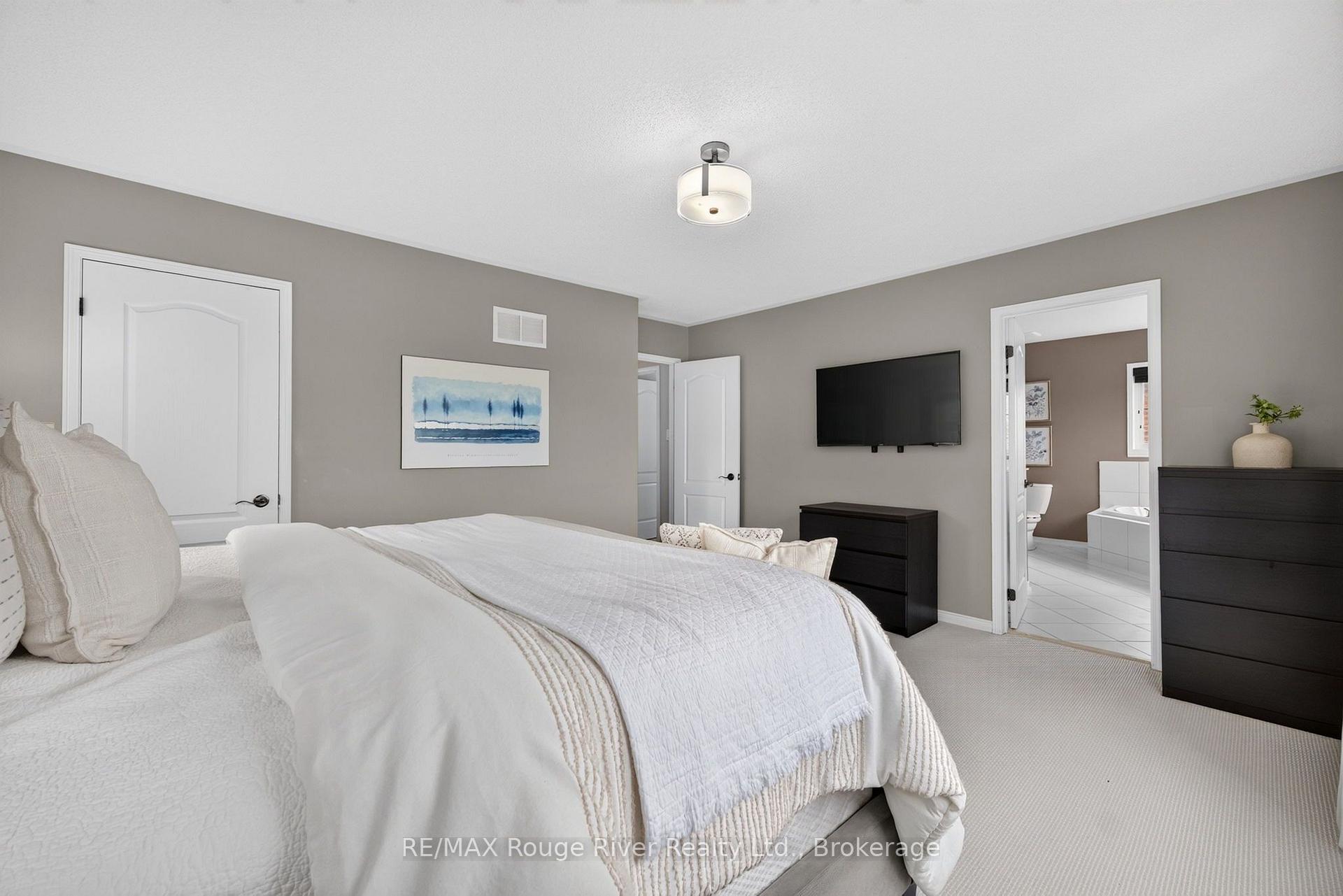 Photo 31 of 19 Galea Drive, Ajax, Central East — HOMEH