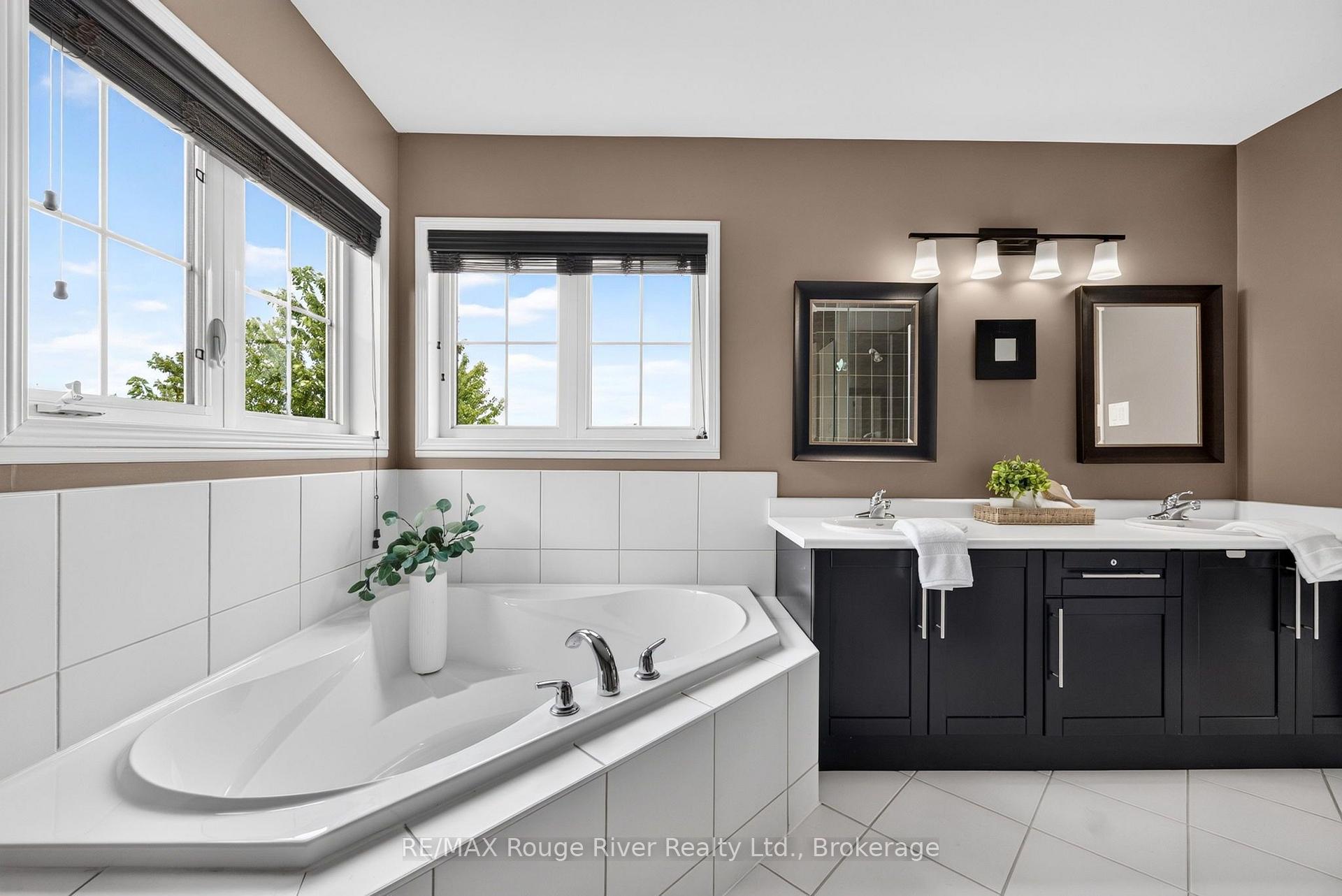 Photo 33 of 19 Galea Drive, Ajax, Central East — HOMEH