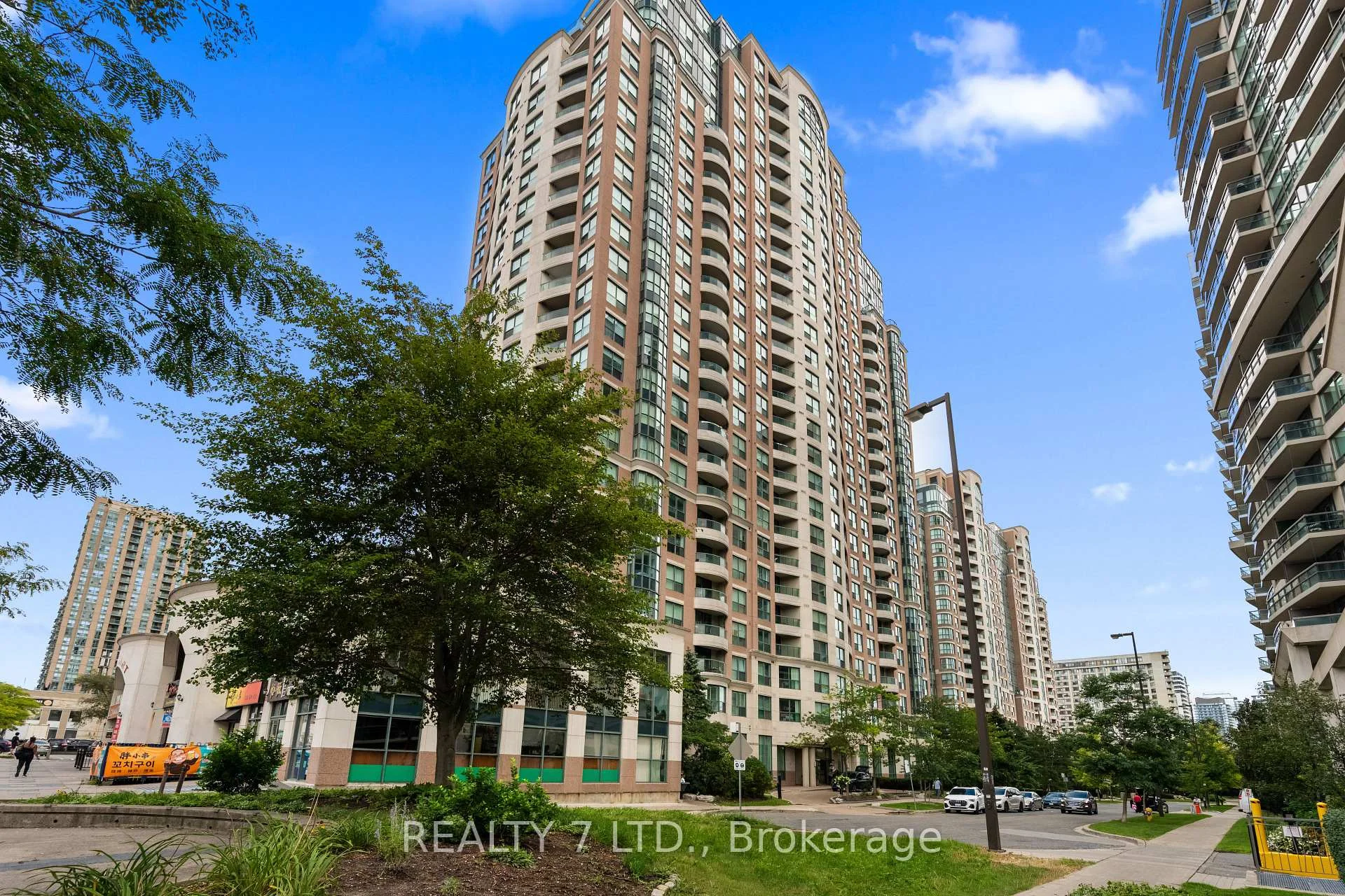 Photo 14 of Unit 1010, 150 Fairview Mall Drive, North York, Don Valley Village — HOMEH