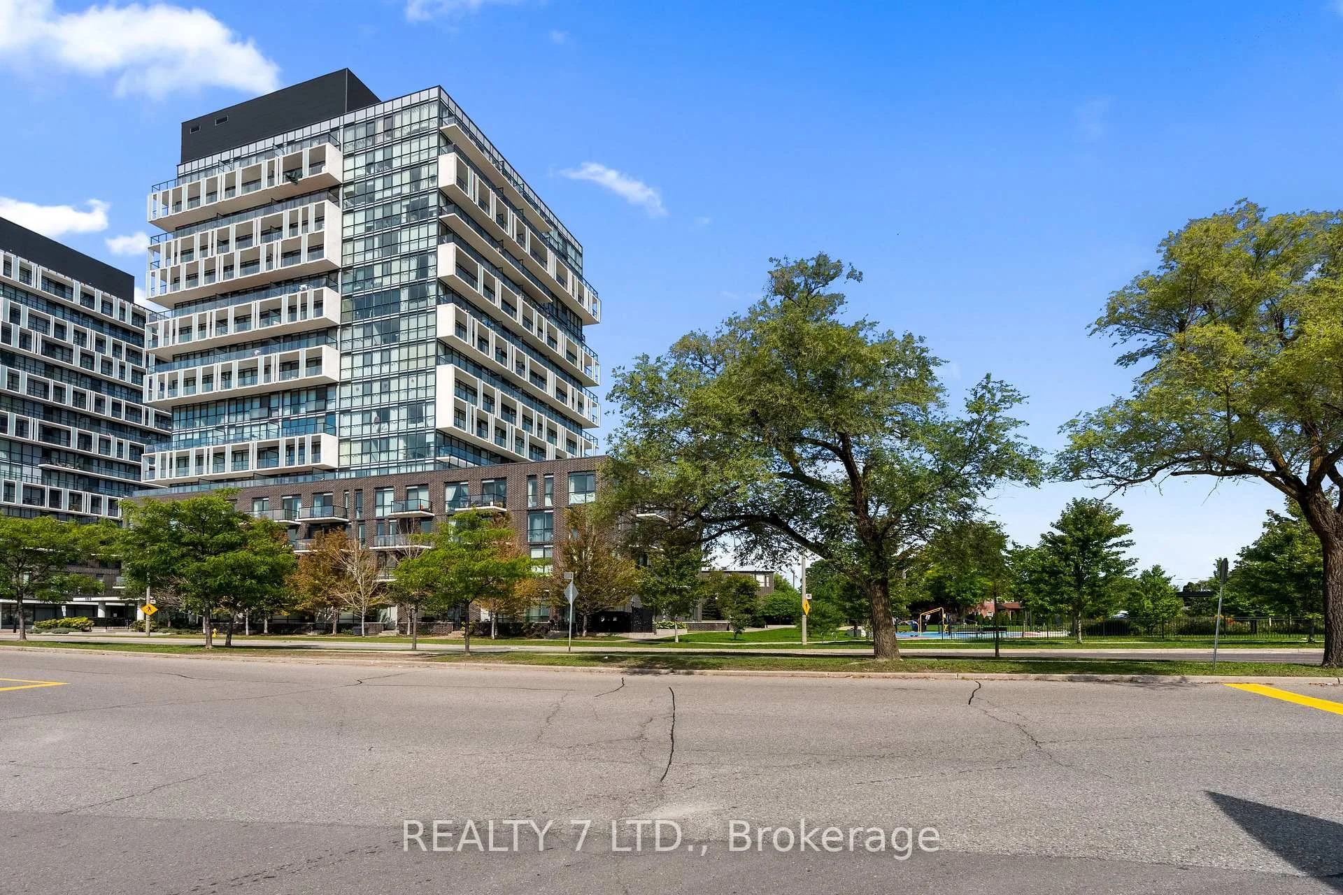 Photo 18 of Unit 1010, 150 Fairview Mall Drive, North York, Don Valley Village — HOMEH