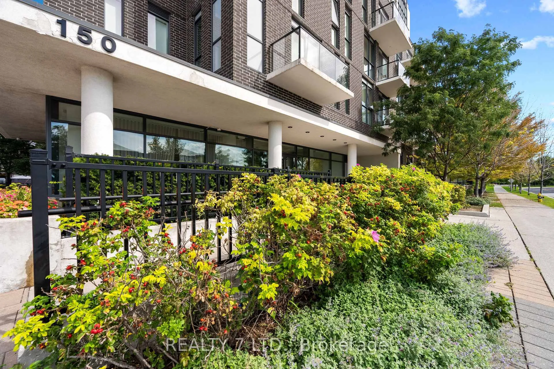 Photo 23 of Unit 1010, 150 Fairview Mall Drive, North York, Don Valley Village — HOMEH