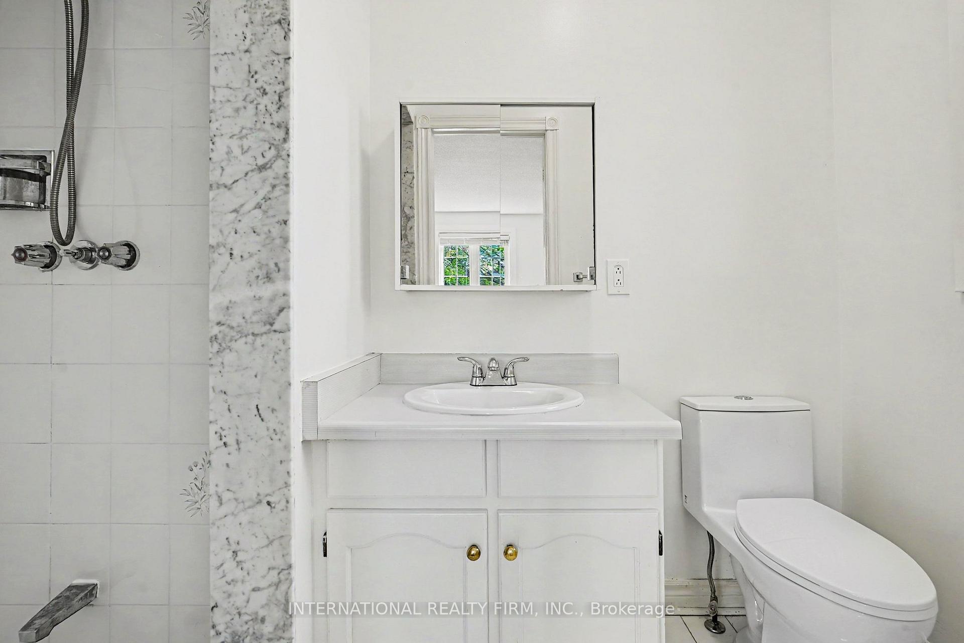 Photo 11 of 46 Heath Street, Richmond Hill, Doncrest — HOMEH