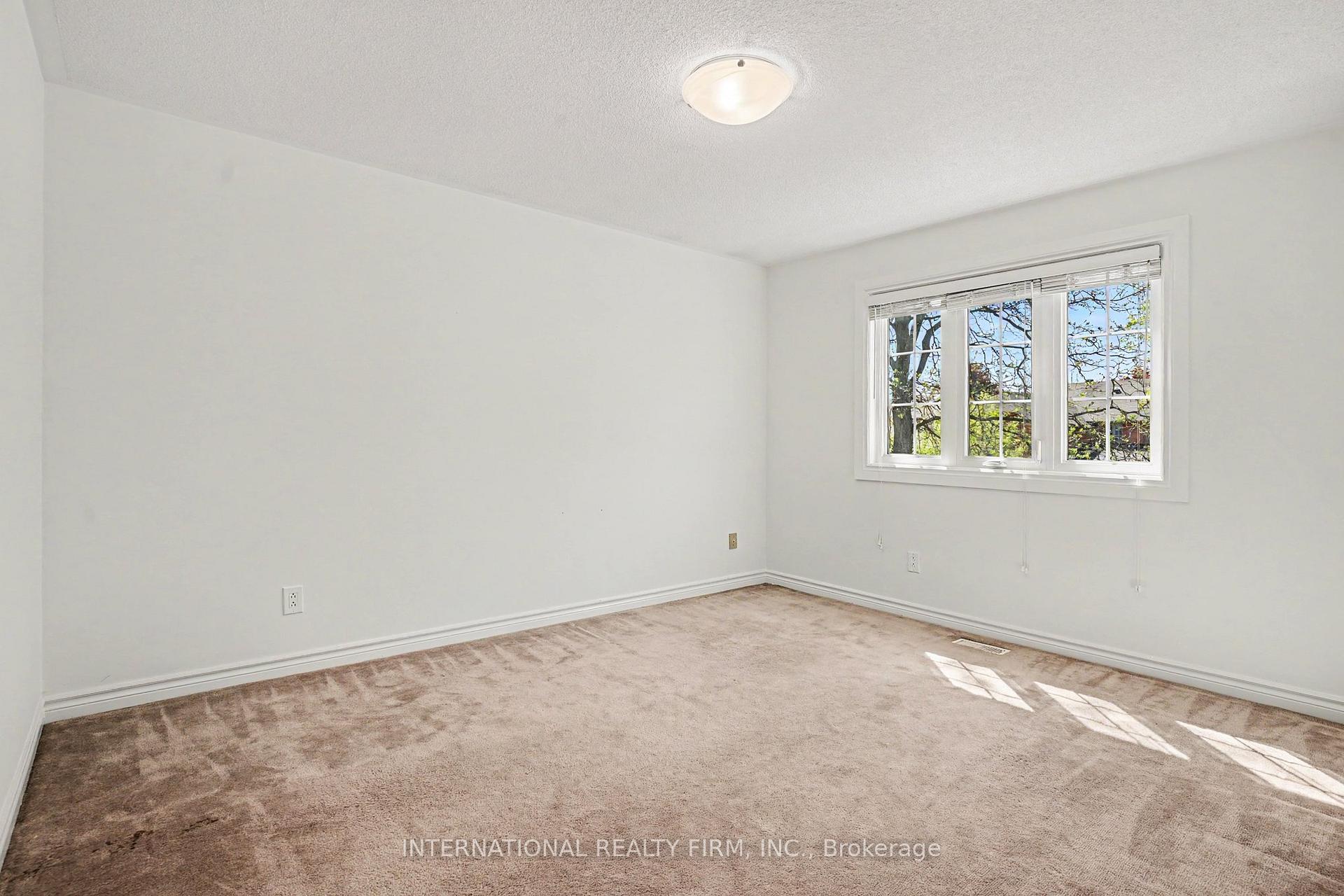 Photo 12 of 46 Heath Street, Richmond Hill, Doncrest — HOMEH