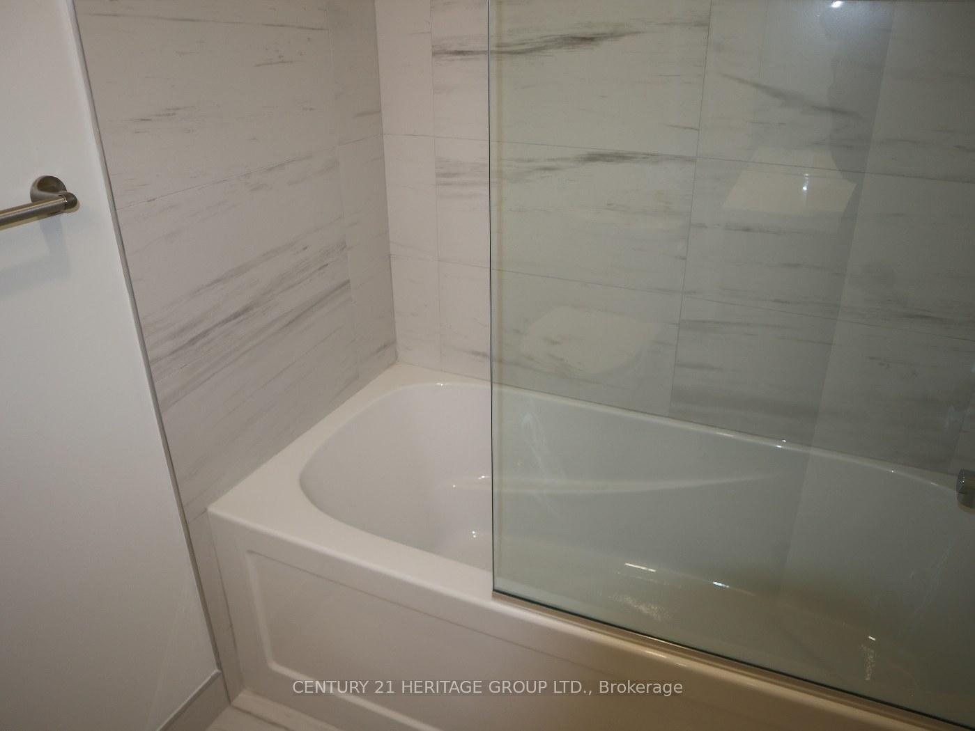 Photo 10 of Unit 2705, 138 Downes Street, Toronto, Waterfront Communities — HOMEH