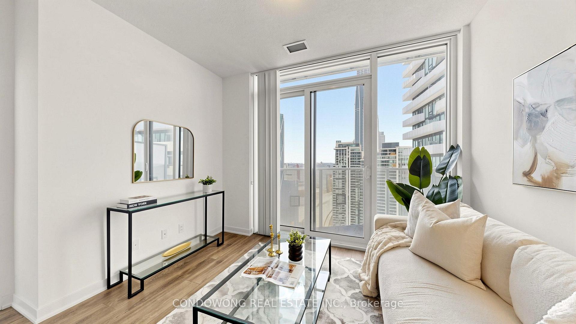 Photo 4 of Unit 4905, 100 Harbour Street, Toronto, Waterfront Communities — HOMEH