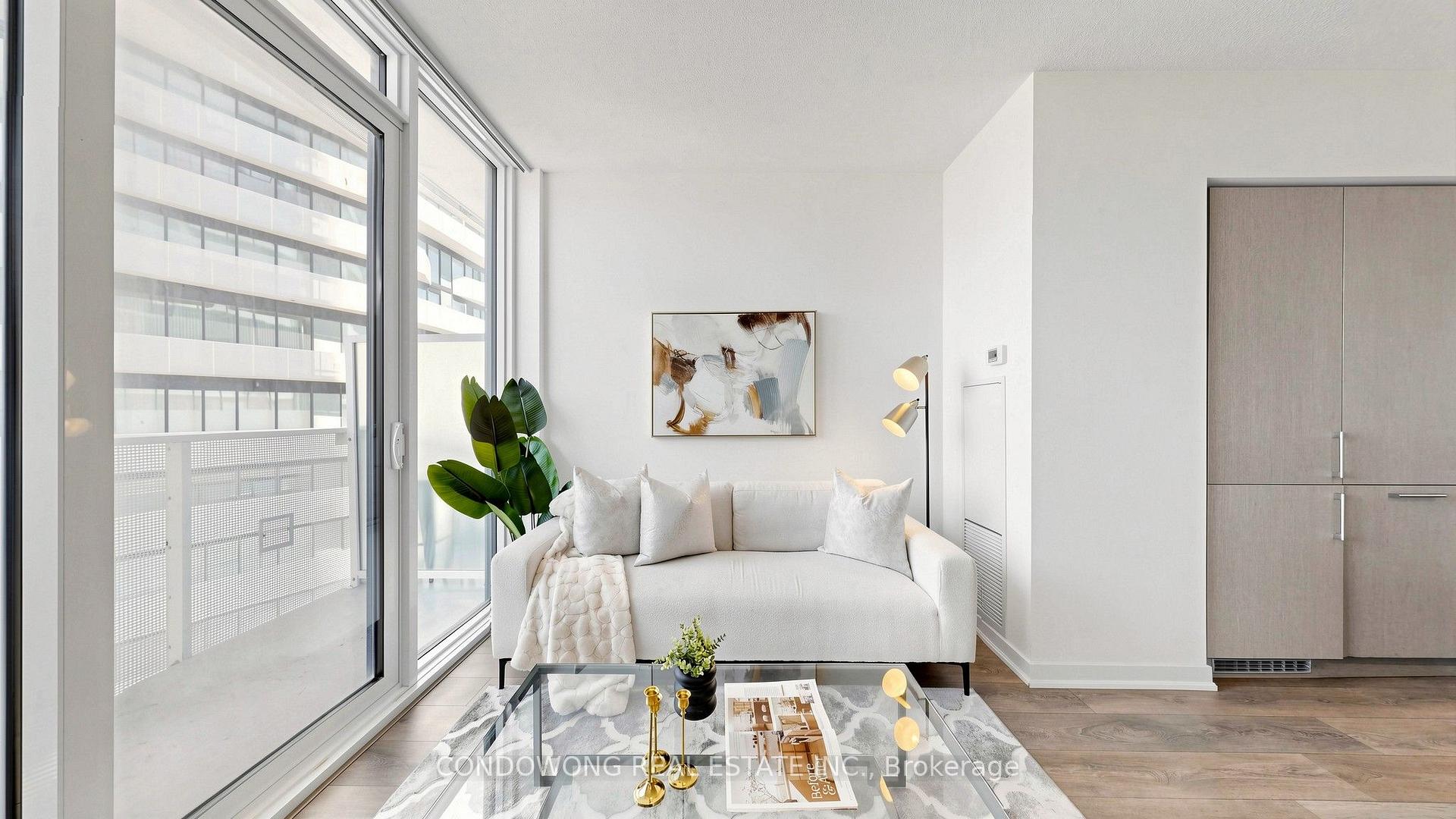 Photo 5 of Unit 4905, 100 Harbour Street, Toronto, Waterfront Communities — HOMEH