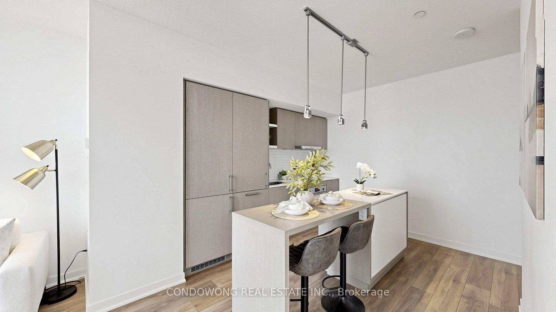 Photo 8 of Unit 4905, 100 Harbour Street, Toronto, Waterfront Communities — HOMEH