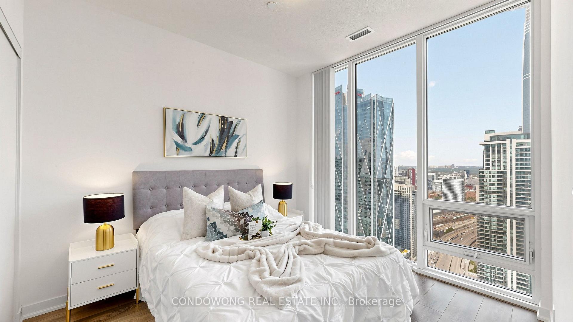 Photo 14 of Unit 4905, 100 Harbour Street, Toronto, Waterfront Communities — HOMEH
