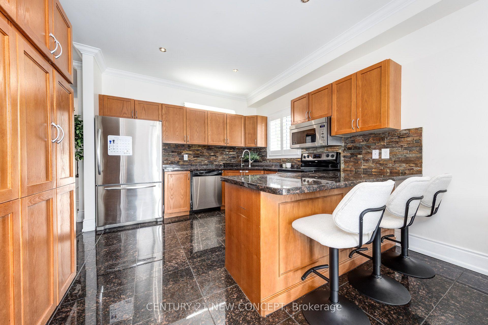 Photo 44 of 2587 Carberry Way, Oakville, Westmount — HOMEH