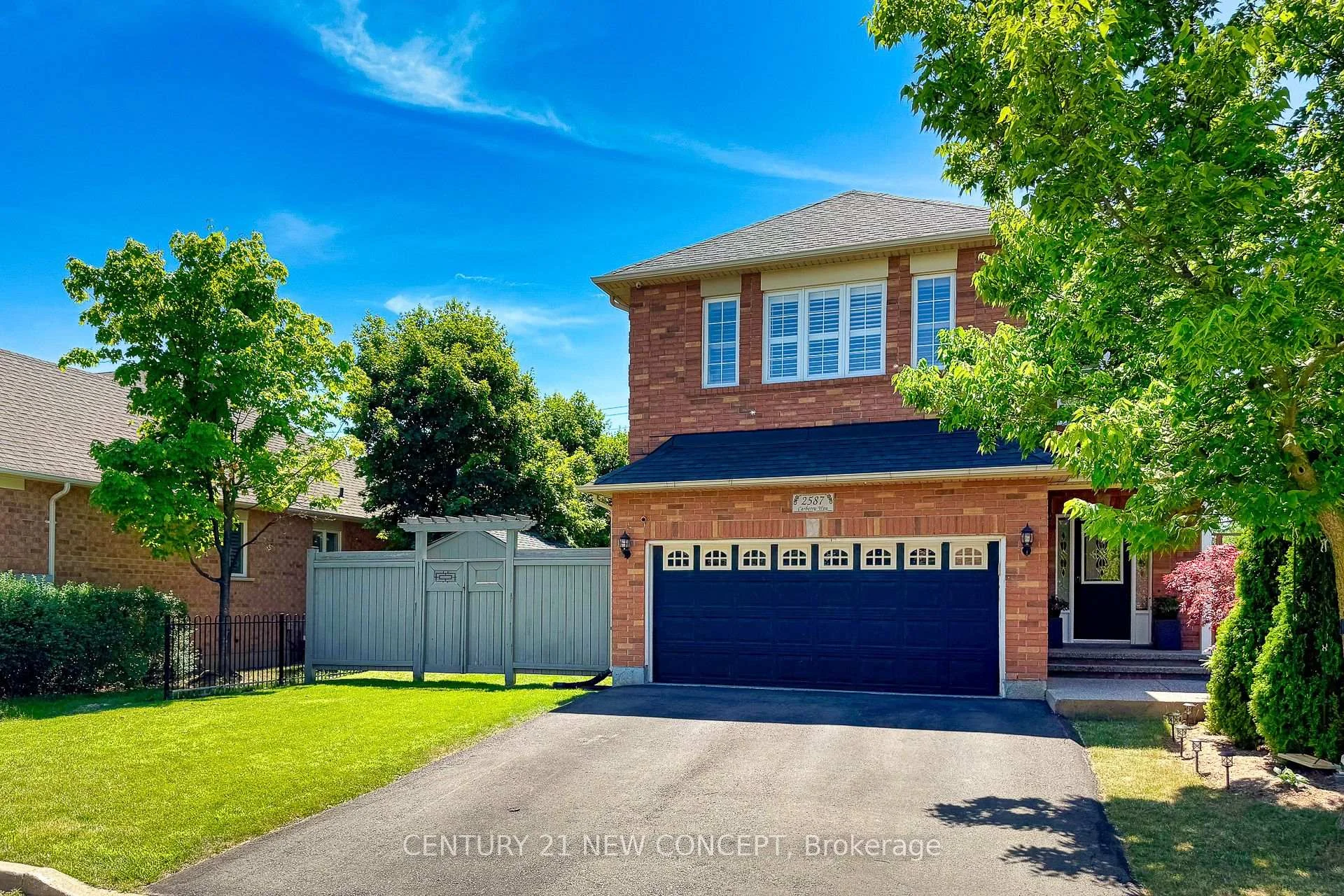 Photo 1 of 2587 Carberry Way, Oakville, Westmount — HOMEH