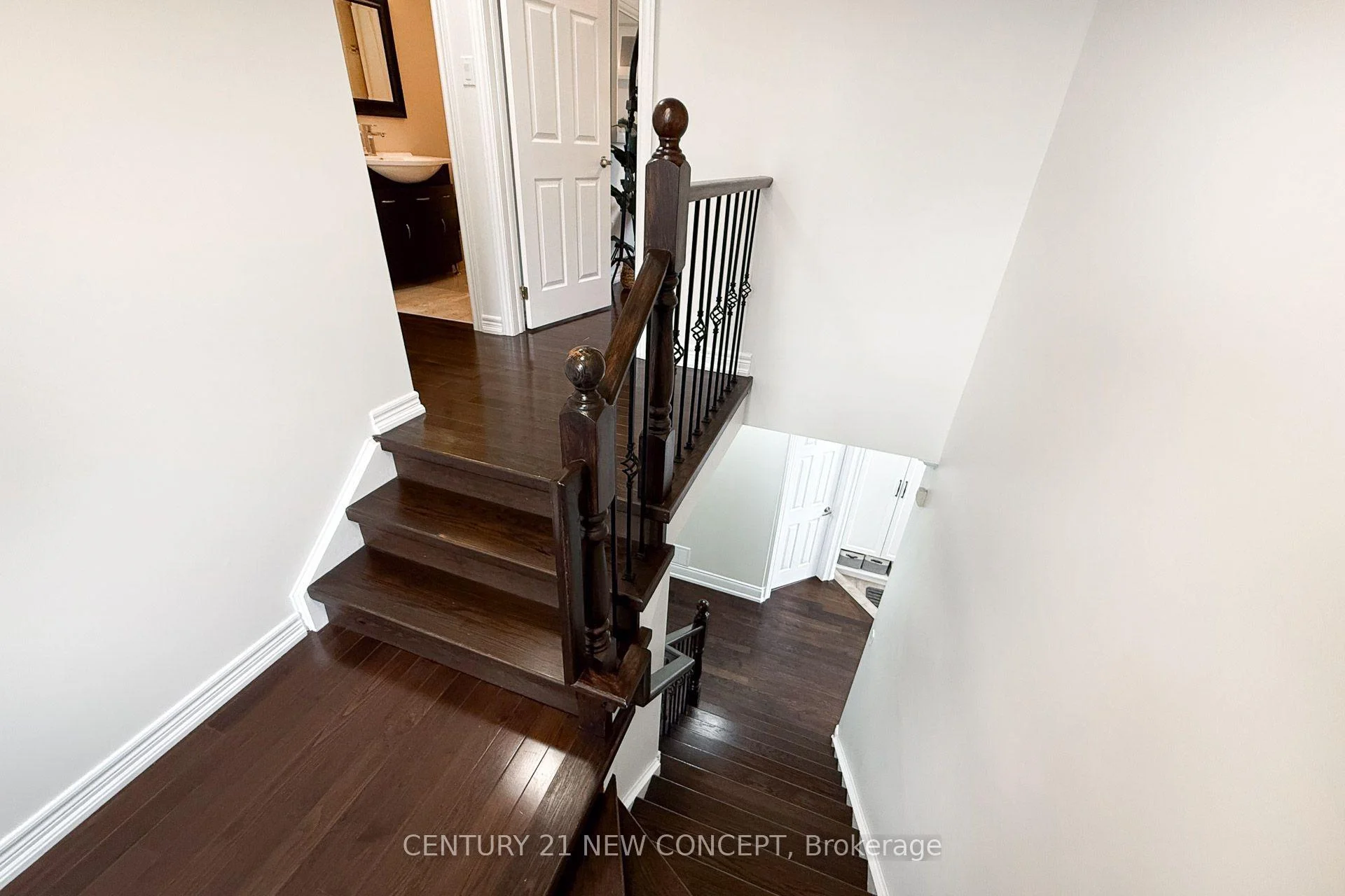 Photo 87 of 2587 Carberry Way, Oakville, Westmount — HOMEH