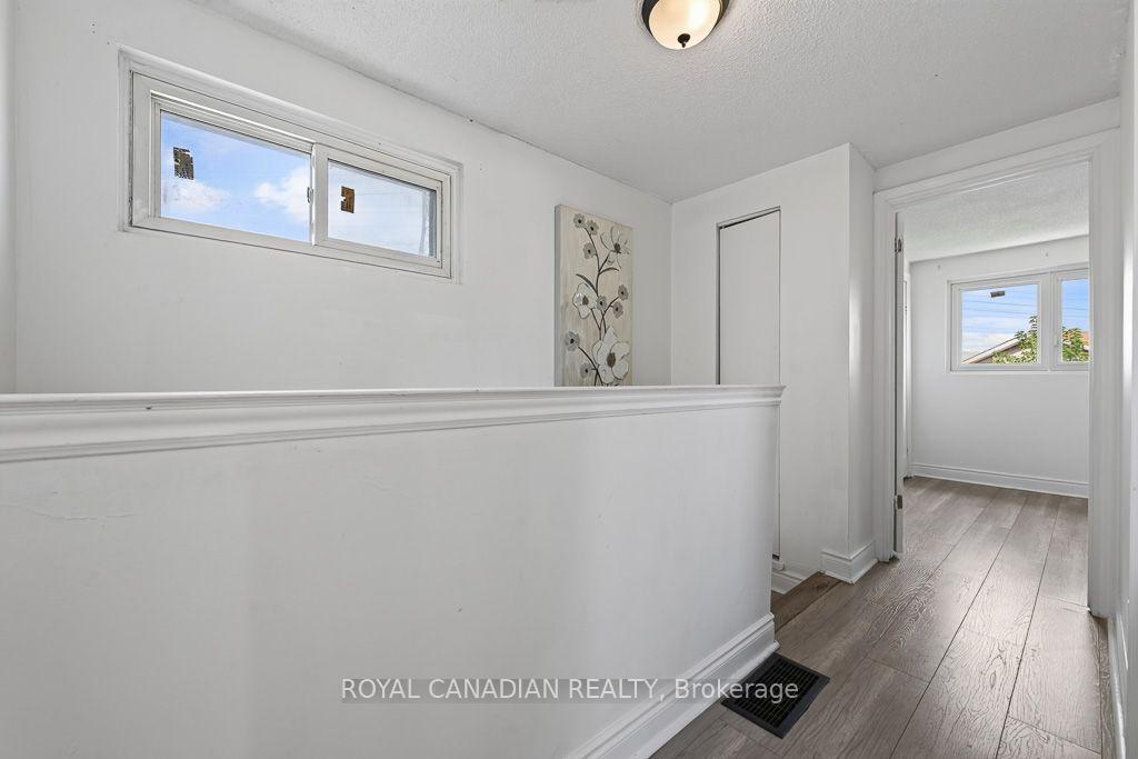 Photo 28 of 6 Damascus Drive, Etobicoke, West Humber-Clairville — HOMEH