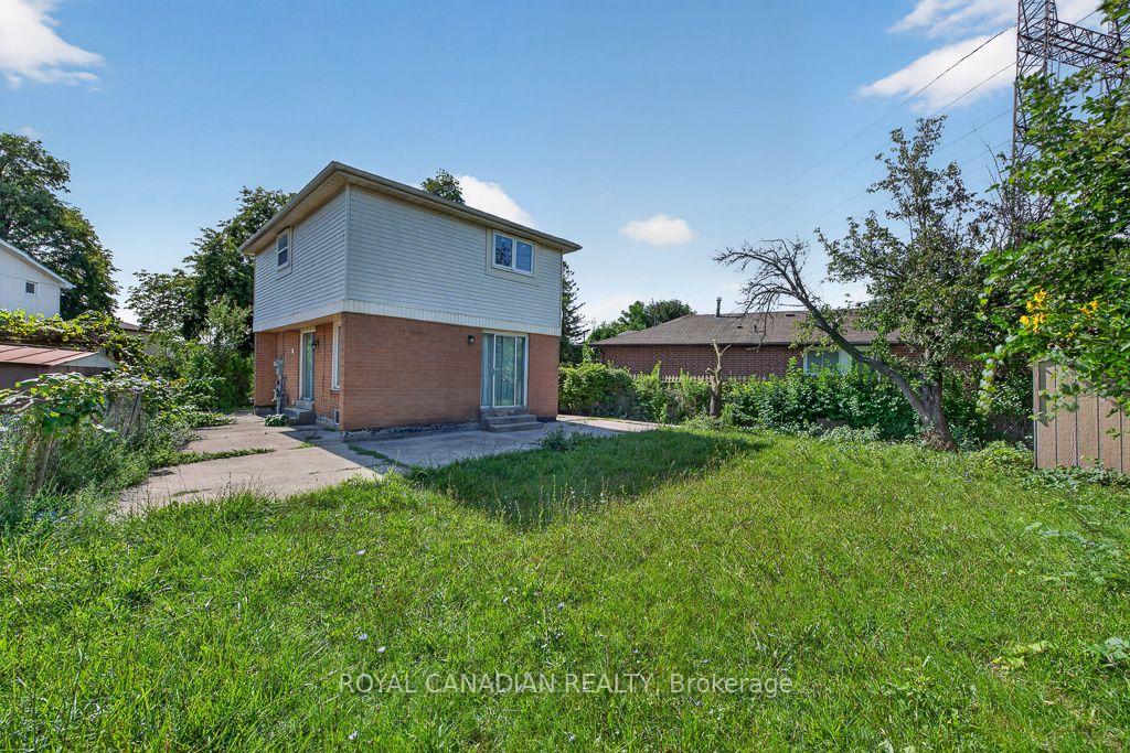 Photo 50 of 6 Damascus Drive, Etobicoke, West Humber-Clairville — HOMEH