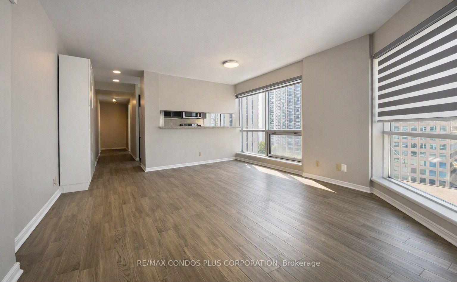 Photo 3 of Unit 1211, 10 Queens Quay W, Toronto, Waterfront Communities — HOMEH