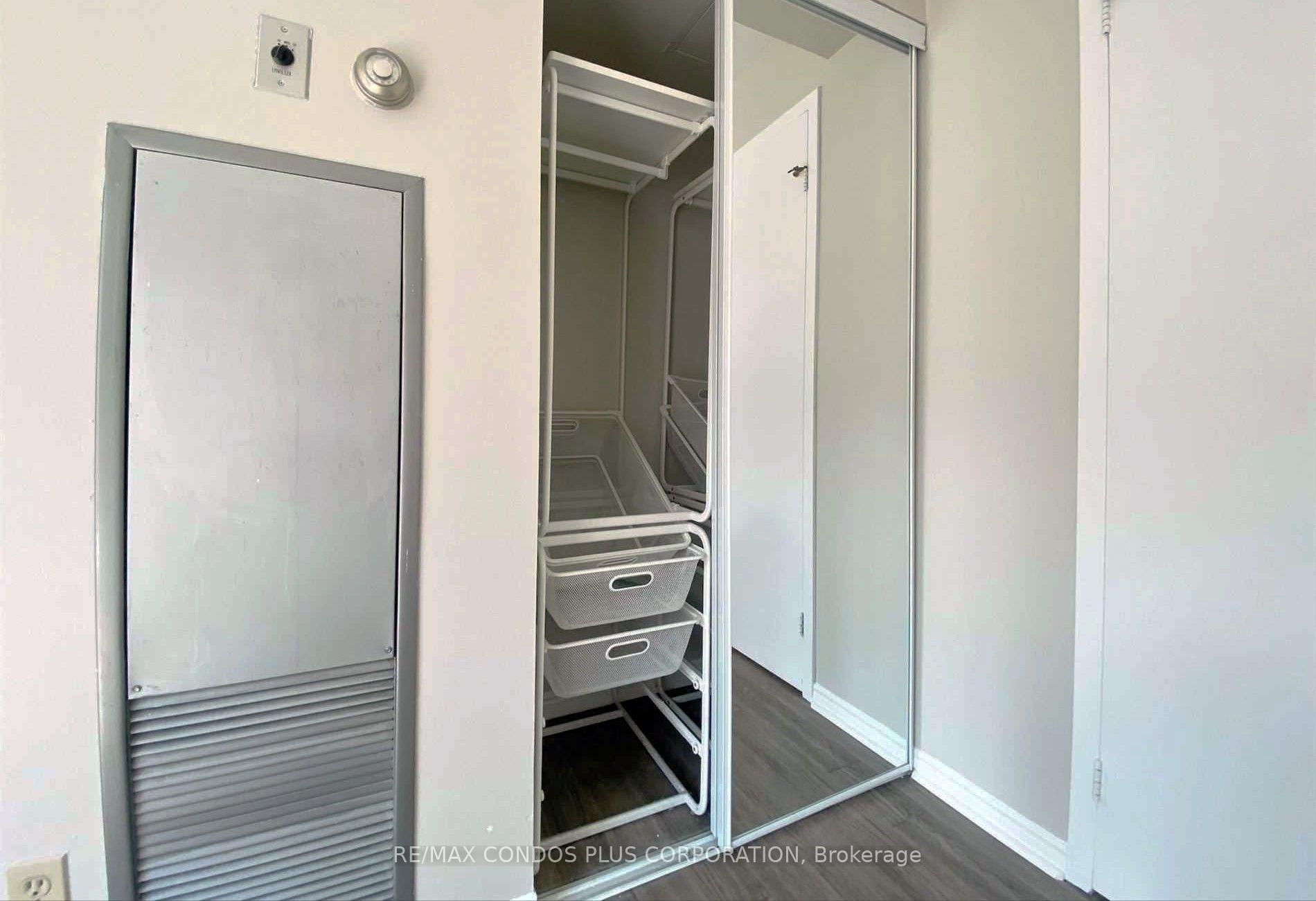 Photo 11 of Unit 1211, 10 Queens Quay W, Toronto, Waterfront Communities — HOMEH