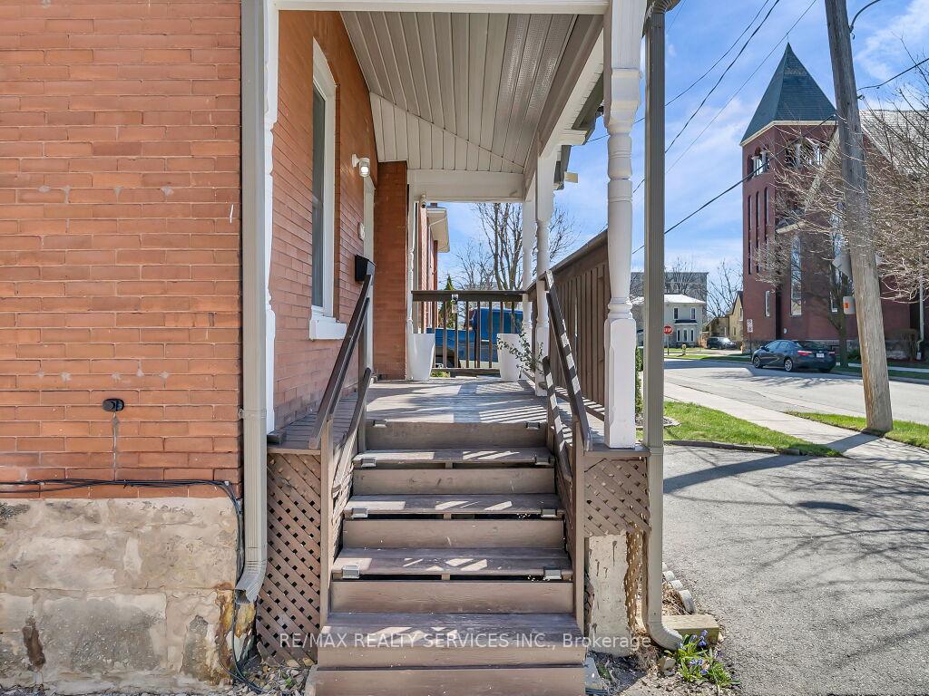 Photo 6 of 65 Moore Street, St. Thomas — HOMEH