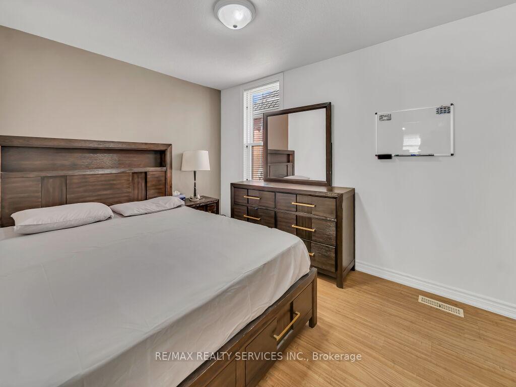 Photo 20 of 65 Moore Street, St. Thomas — HOMEH