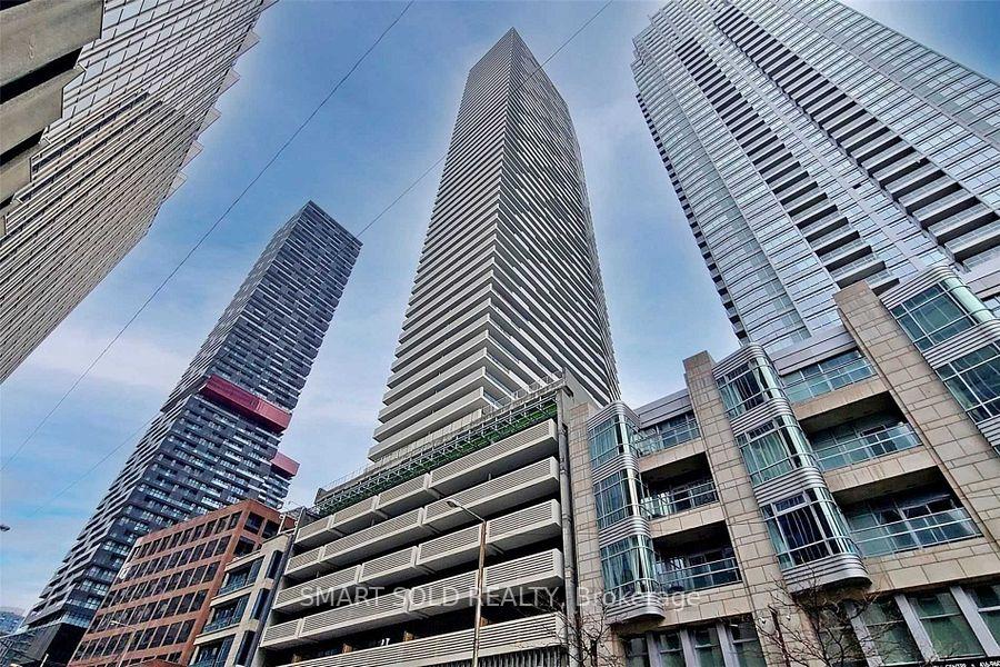 Photo of Unit 3103, 2221 Yonge Street