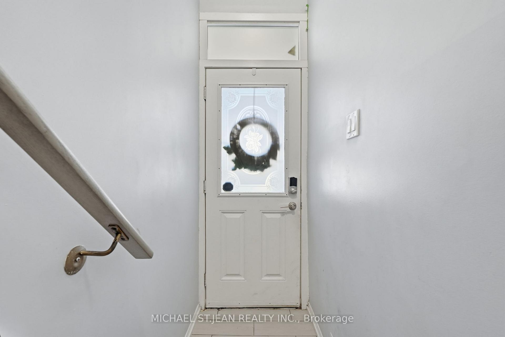 Photo 7 of 51 Mount Dennis Drive, North York, Mount Dennis — HOMEH