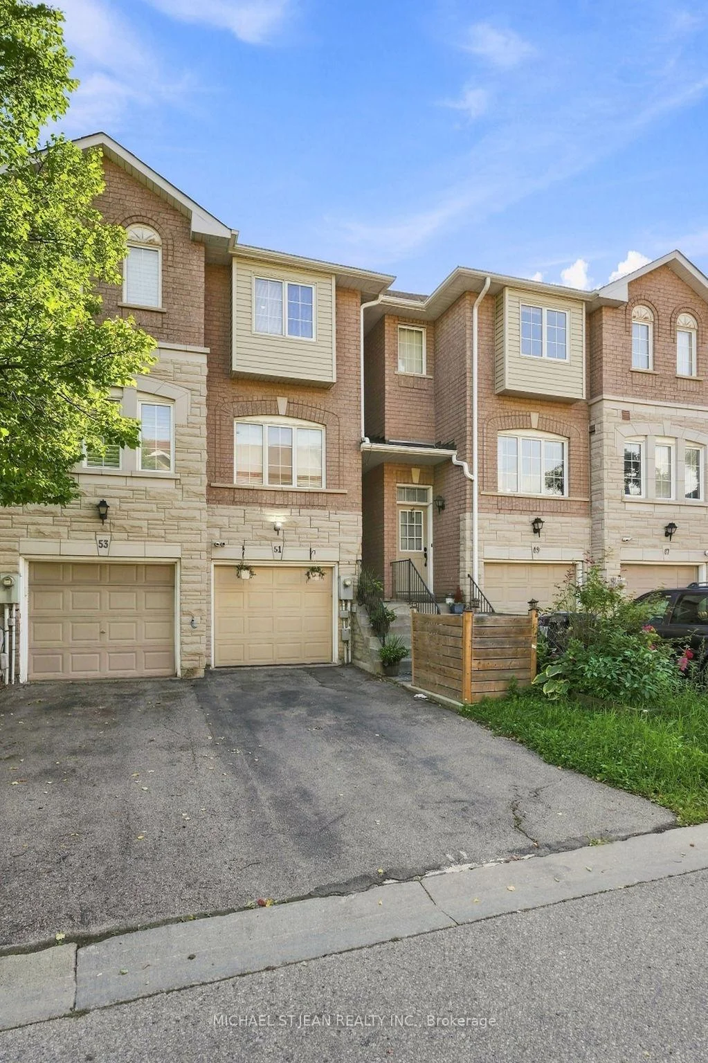Photo 45 of 51 Mount Dennis Drive, North York, Mount Dennis — HOMEH