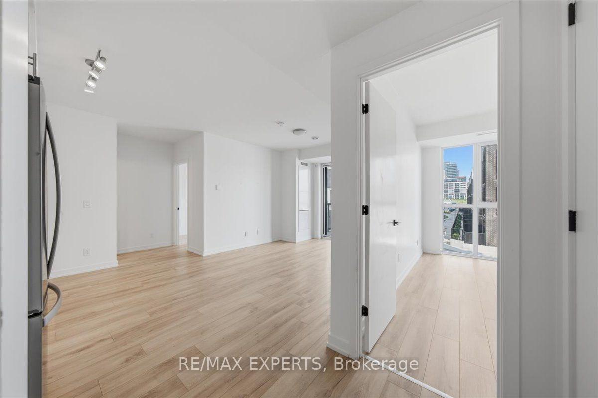 Photo 5 of Unit 203, 335 Wheat Boom Drive, Oakville, Joshua Meadows — HOMEH