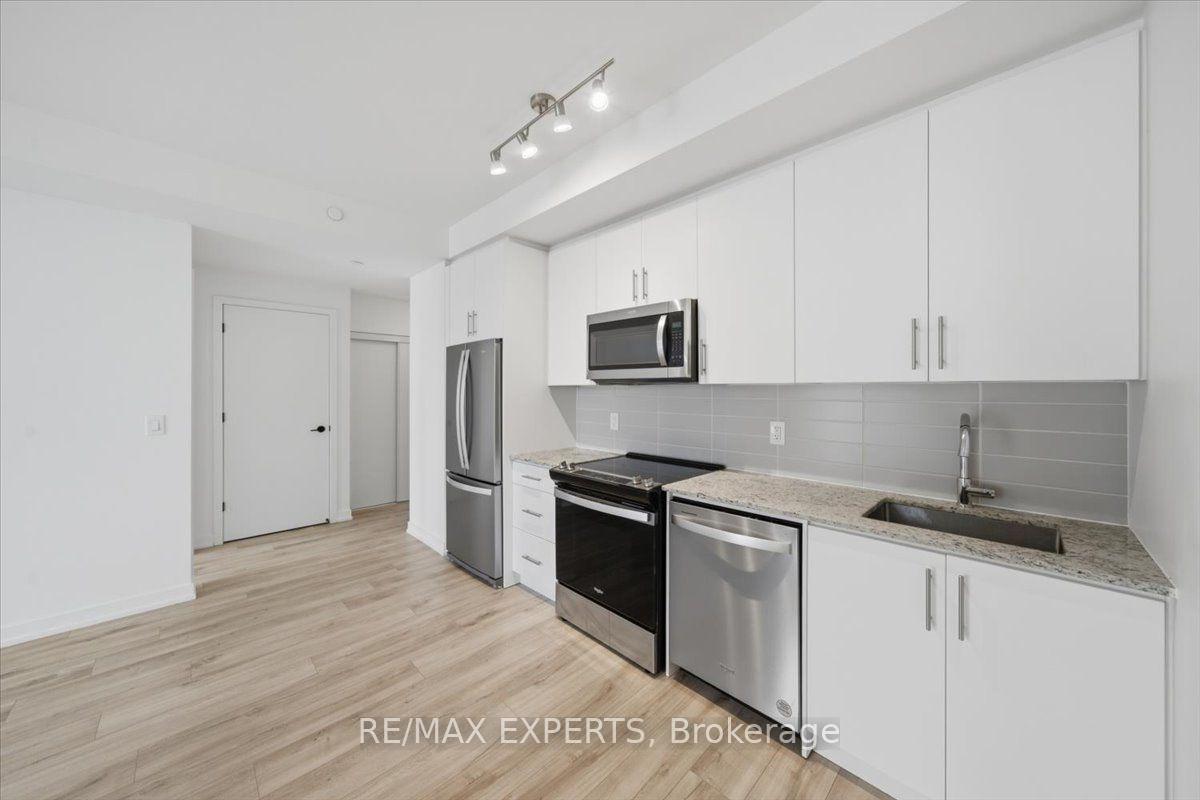 Photo 9 of Unit 203, 335 Wheat Boom Drive, Oakville, Joshua Meadows — HOMEH