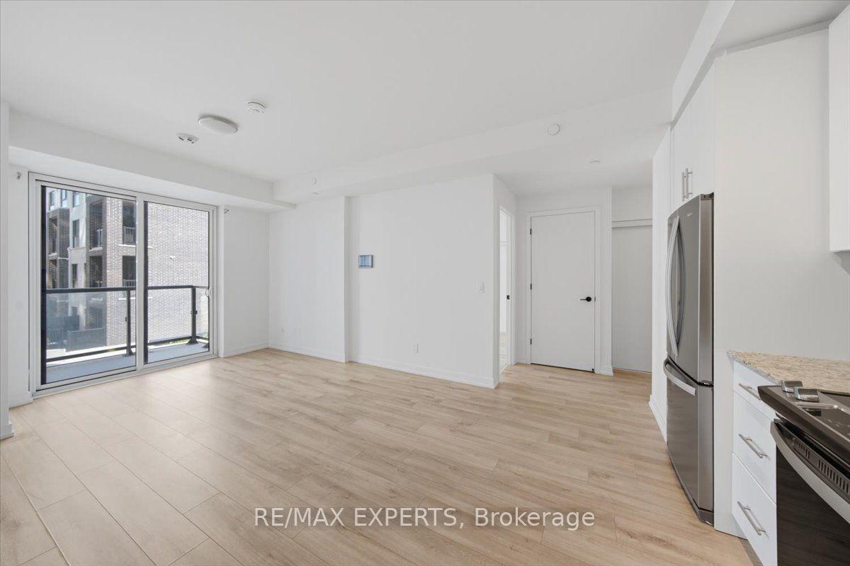 Photo 10 of Unit 203, 335 Wheat Boom Drive, Oakville, Joshua Meadows — HOMEH