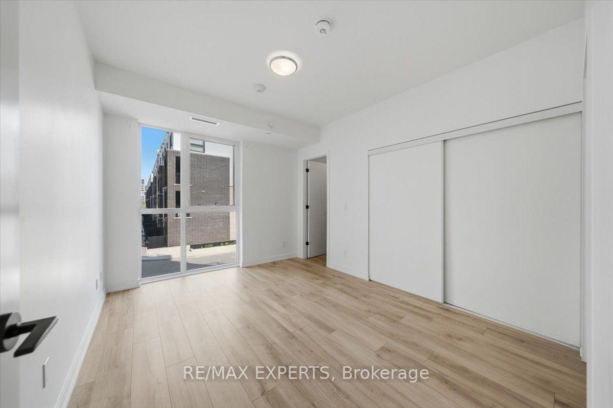 Photo 11 of Unit 203, 335 Wheat Boom Drive, Oakville, Joshua Meadows — HOMEH