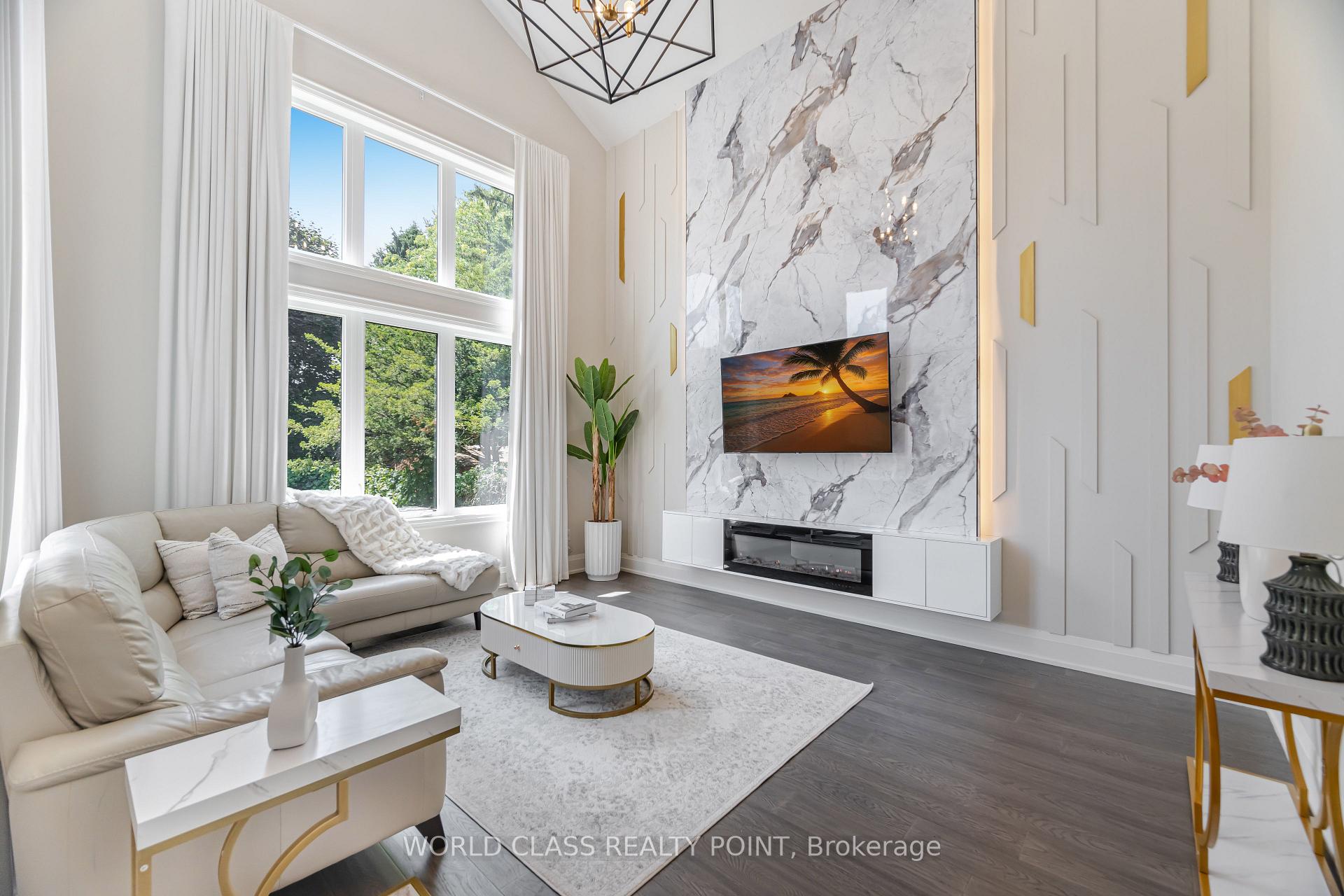 Photo 15 of 560 Woodview Road, Burlington, Roseland — HOMEH
