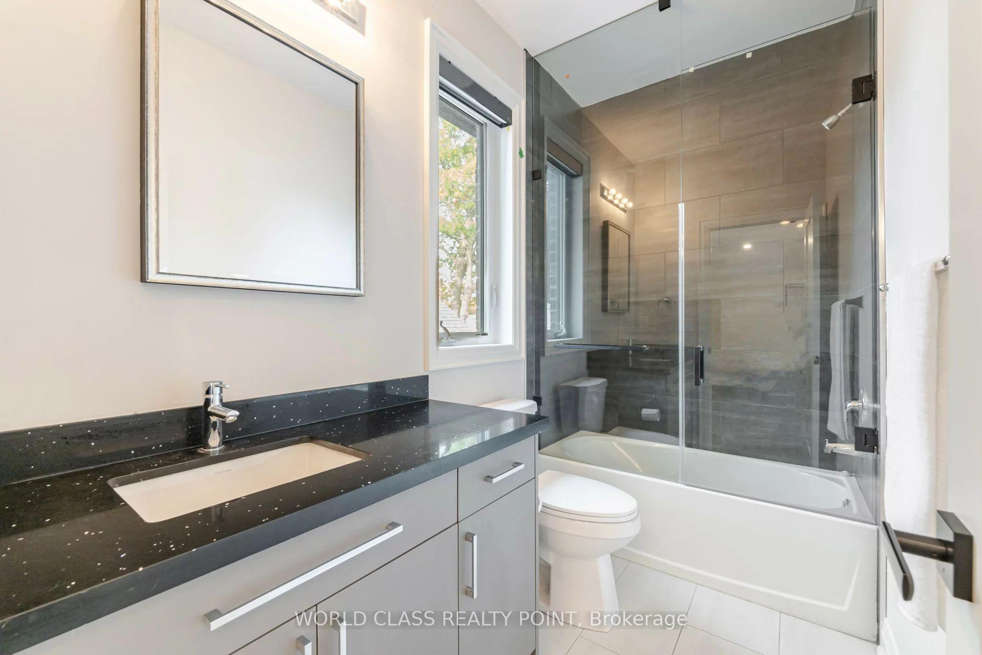 Photo 26 of 560 Woodview Road, Burlington, Roseland — HOMEH