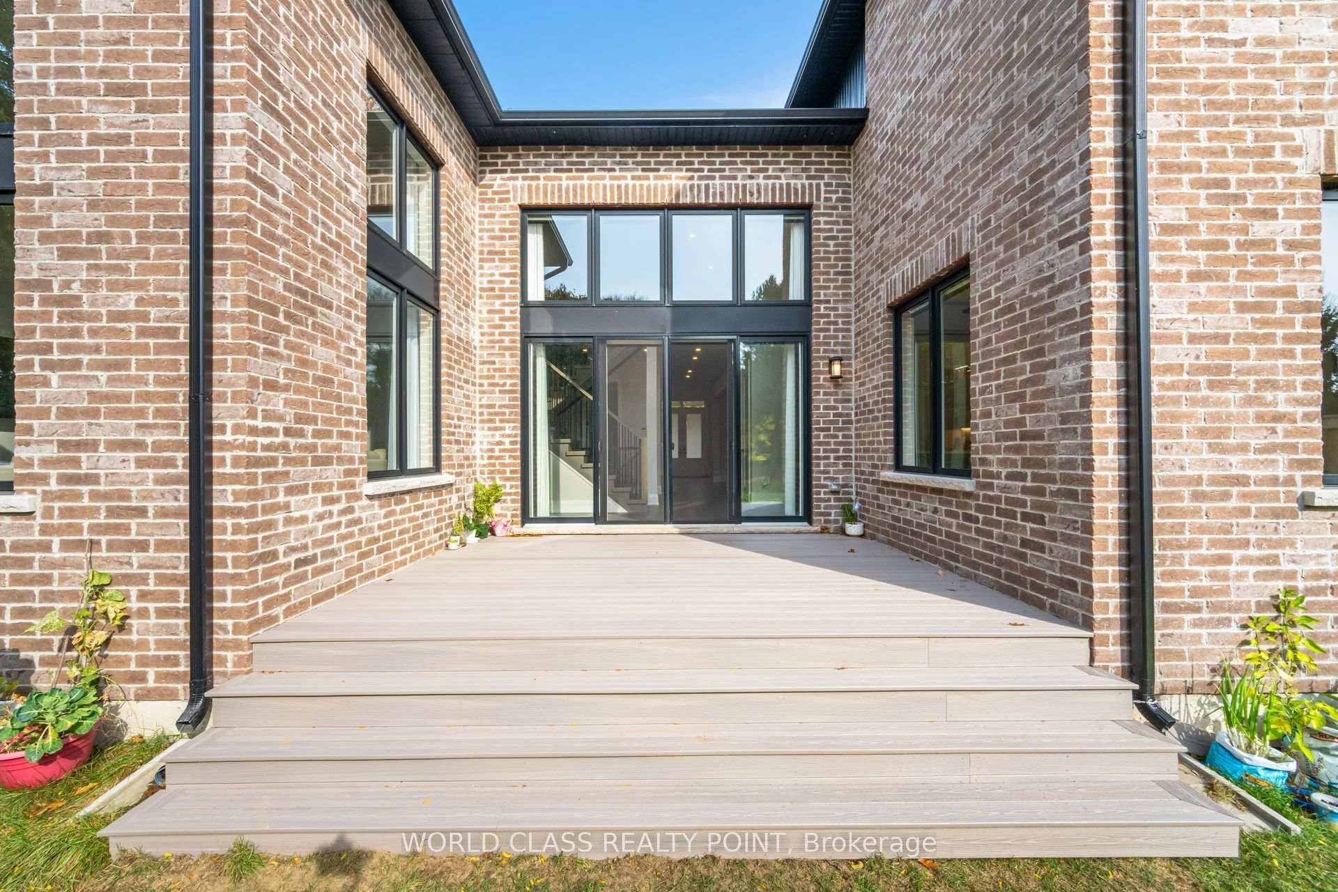 Photo 29 of 560 Woodview Road, Burlington, Roseland — HOMEH