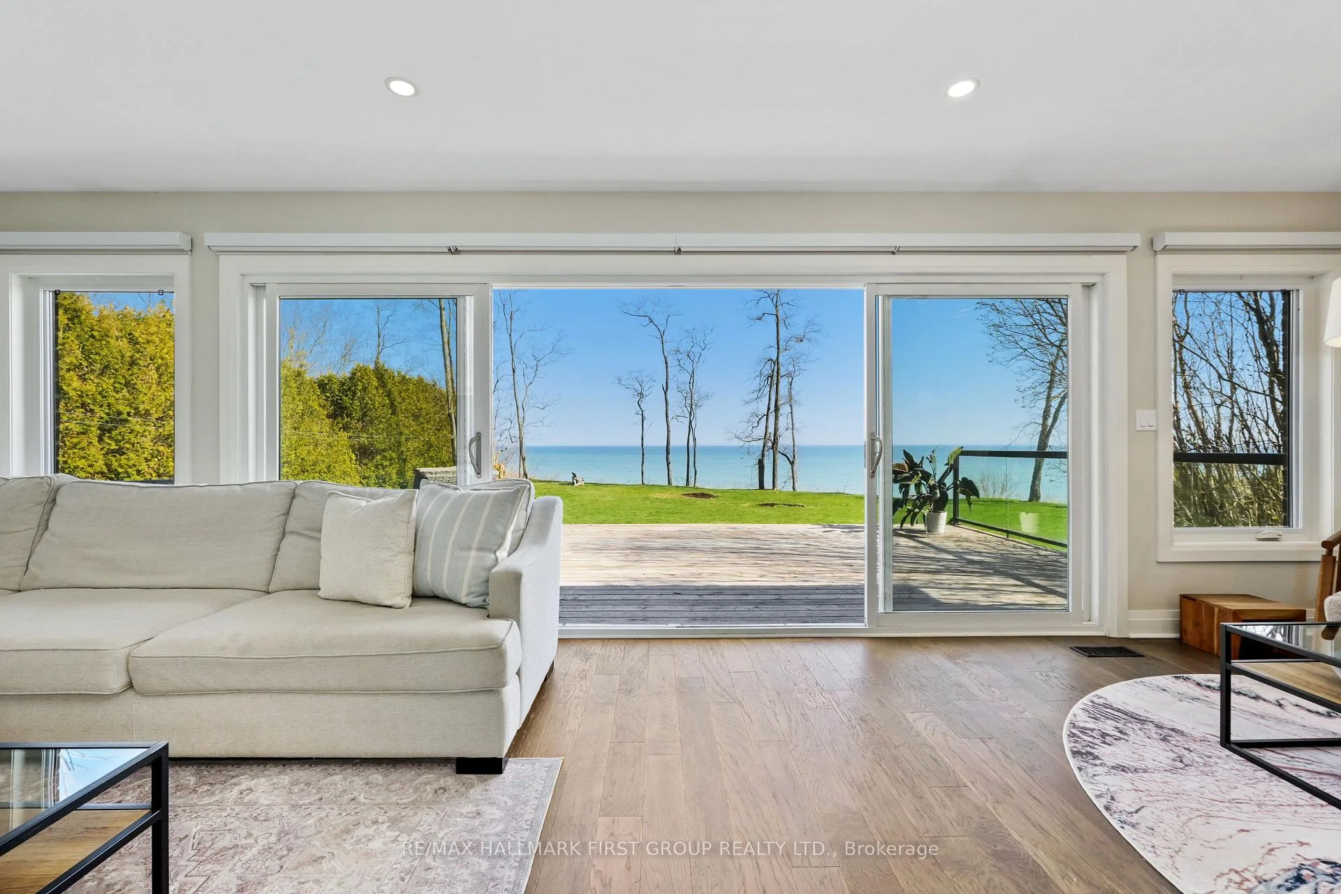 Photo 12 of 75 East House Crescent, Cobourg — HOMEH