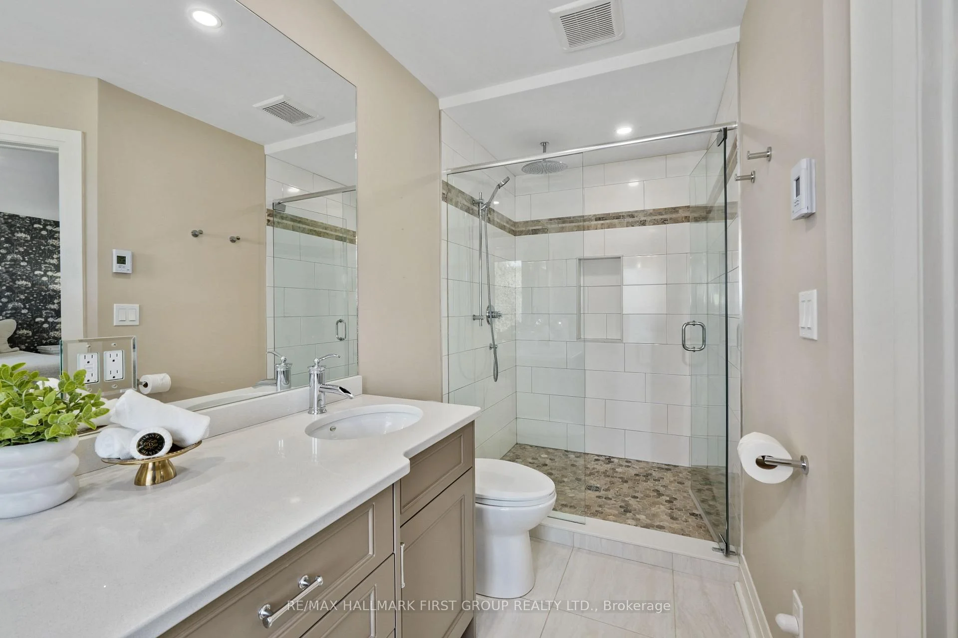 Photo 58 of 75 East House Crescent, Cobourg — HOMEH