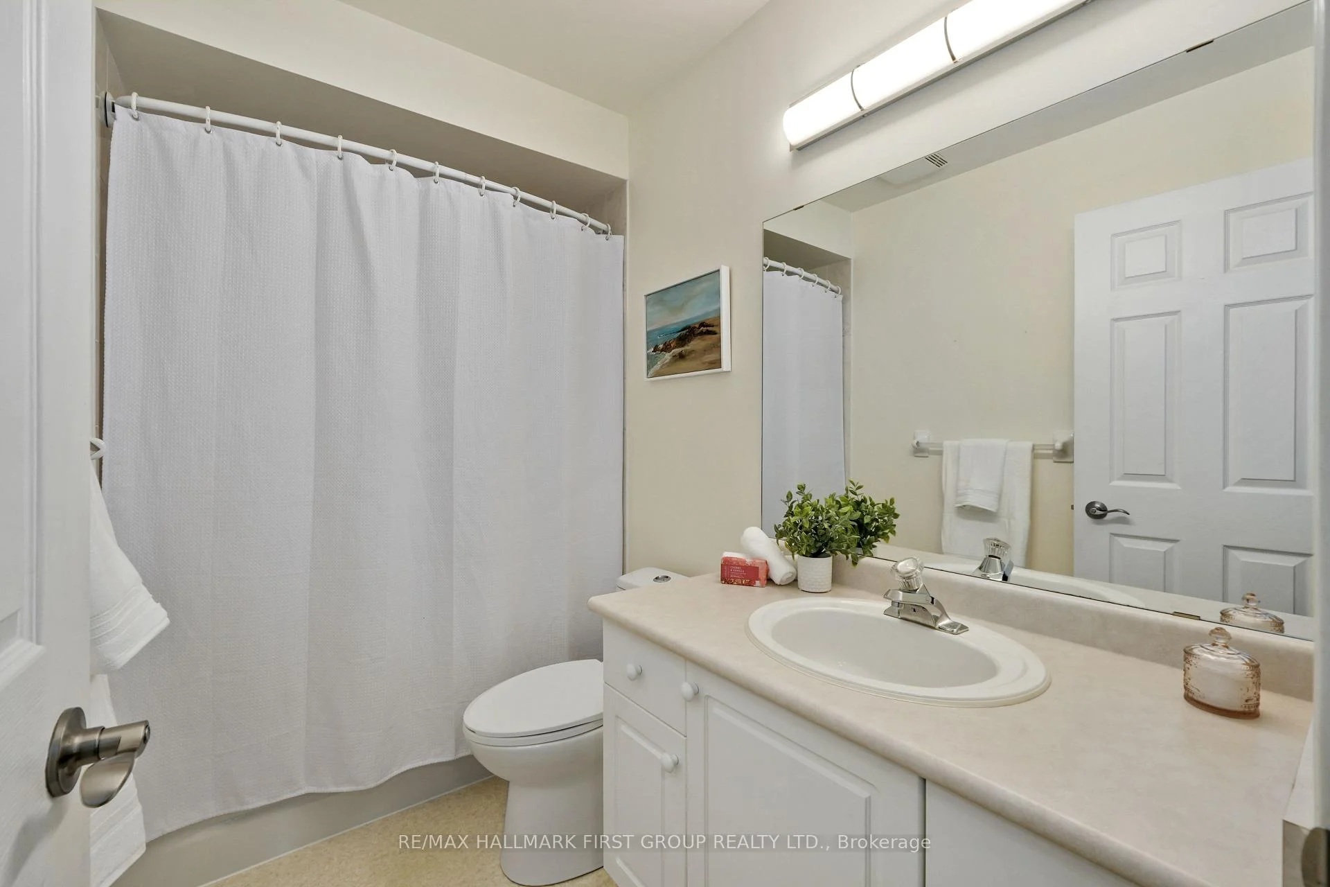 Photo 62 of 75 East House Crescent, Cobourg — HOMEH