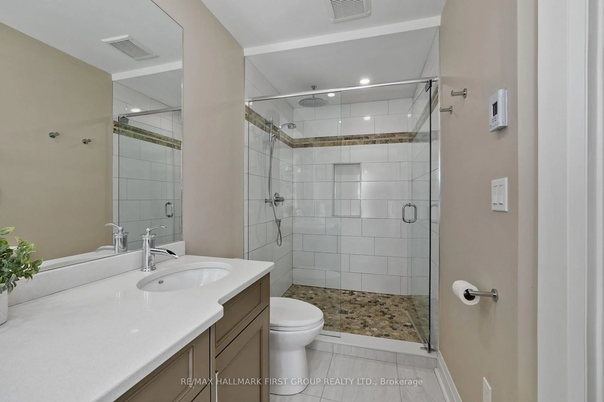 Photo 71 of 75 East House Crescent, Cobourg — HOMEH