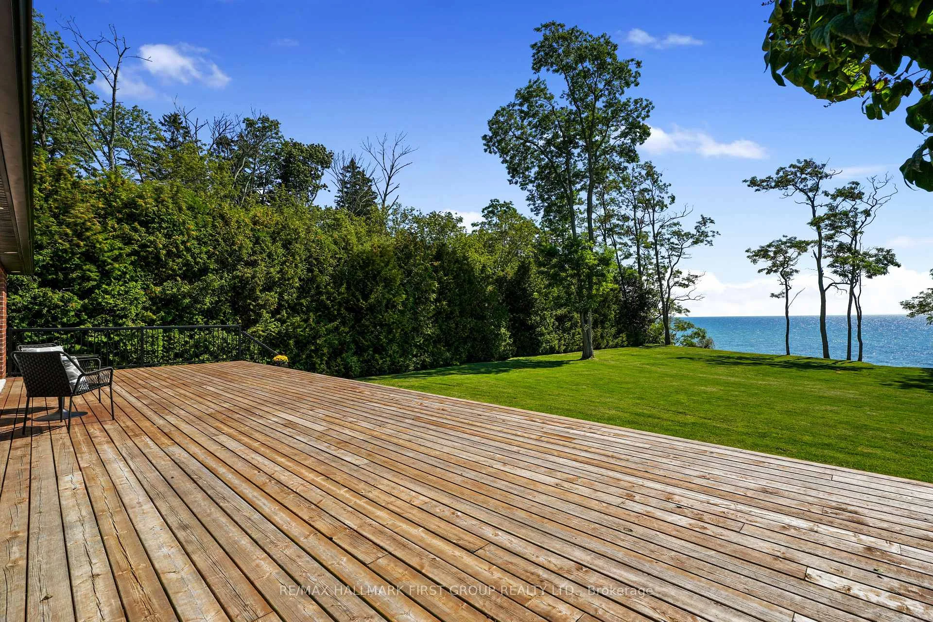 Photo 74 of 75 East House Crescent, Cobourg — HOMEH