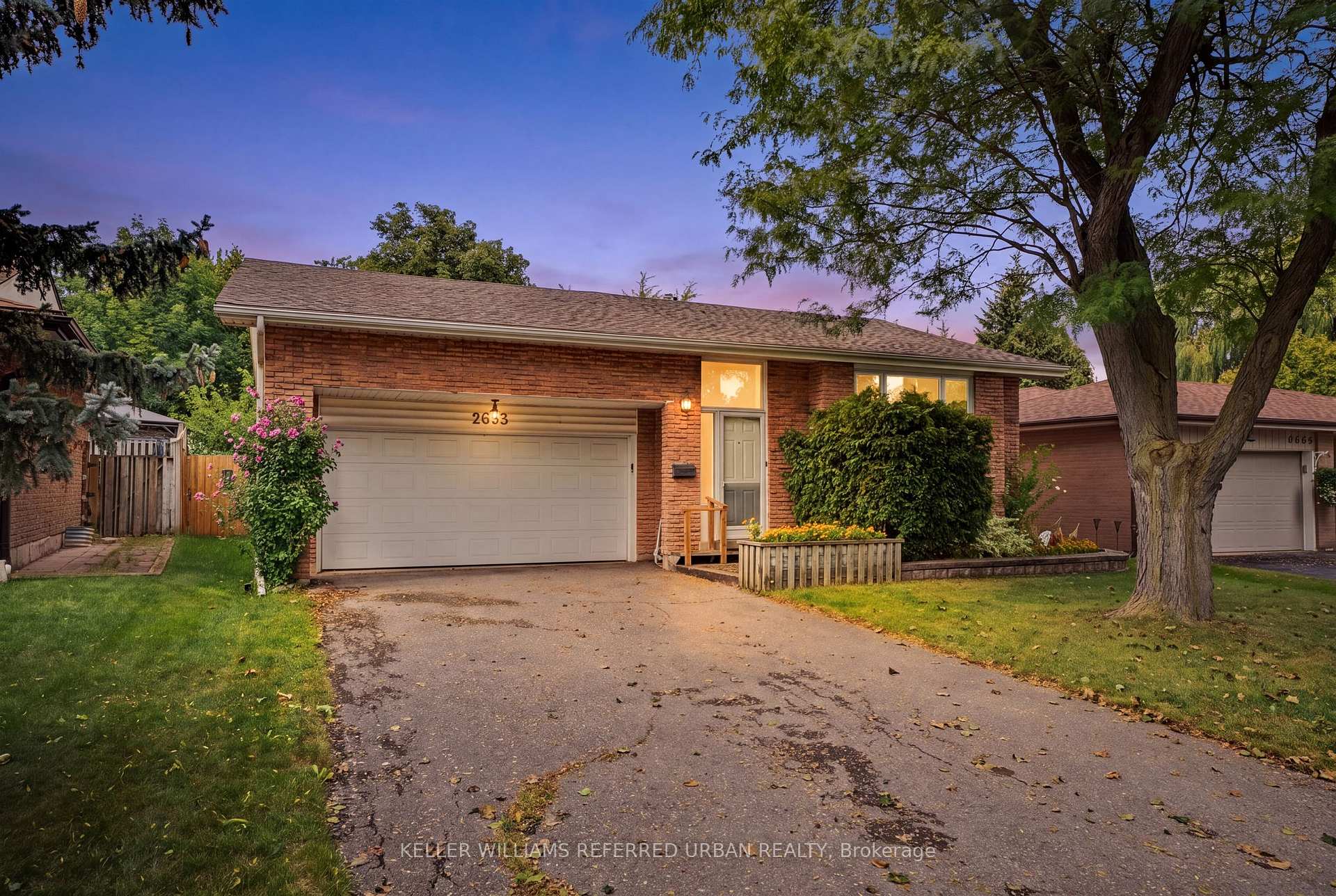 Photo 2 of 2653 Constable Road, Mississauga, Clarkson — HOMEH