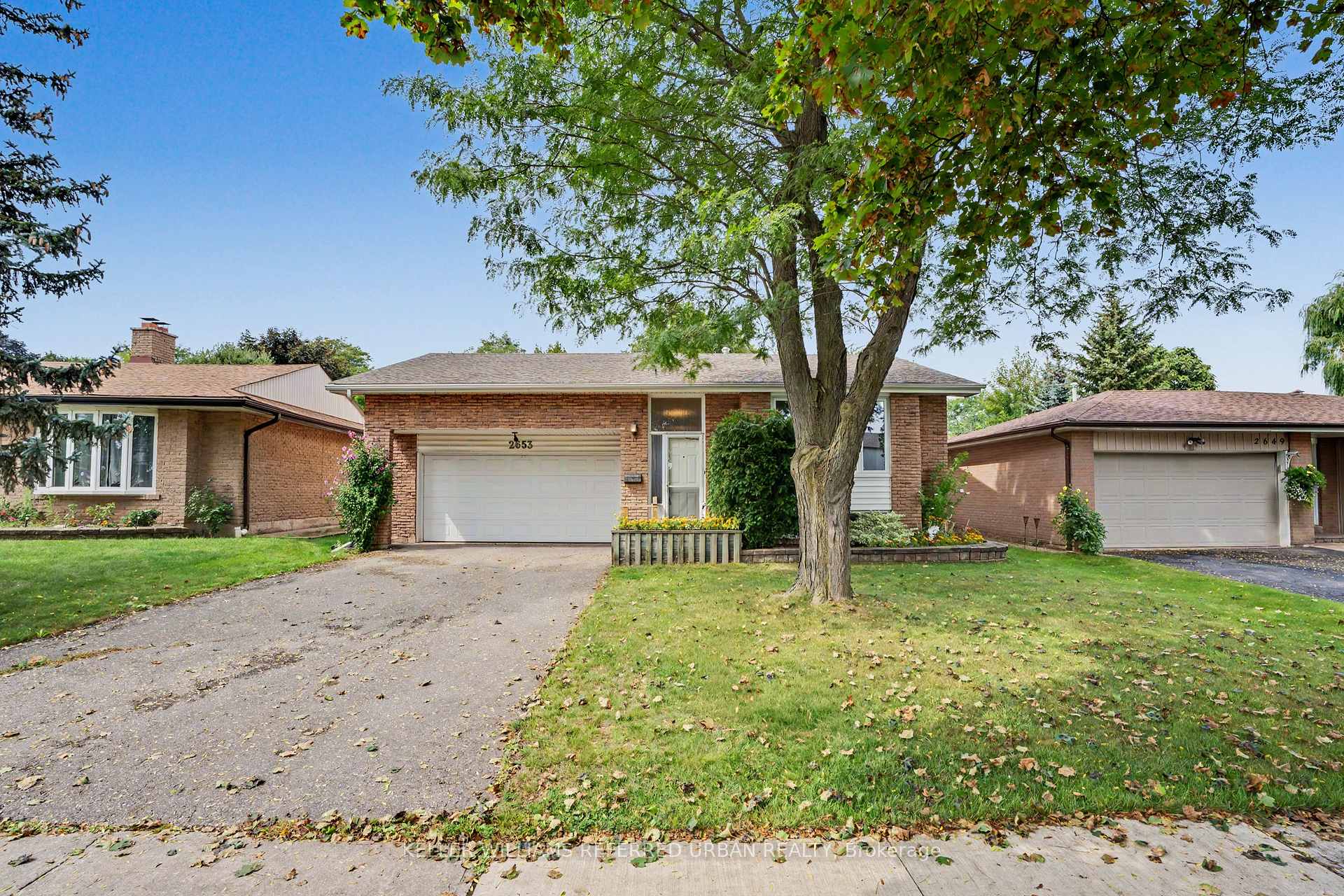 Photo 3 of 2653 Constable Road, Mississauga, Clarkson — HOMEH
