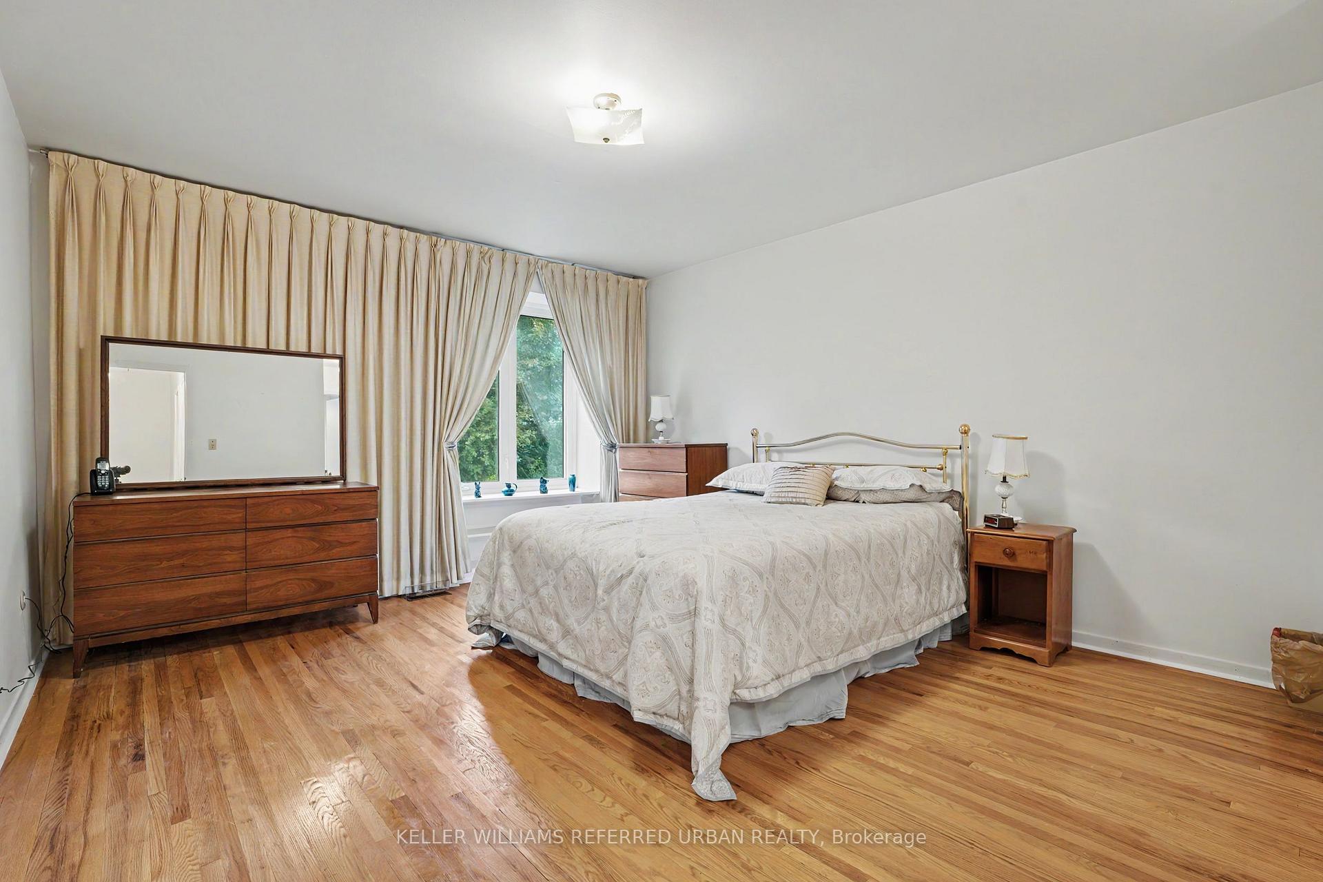 Photo 38 of 2653 Constable Road, Mississauga, Clarkson — HOMEH