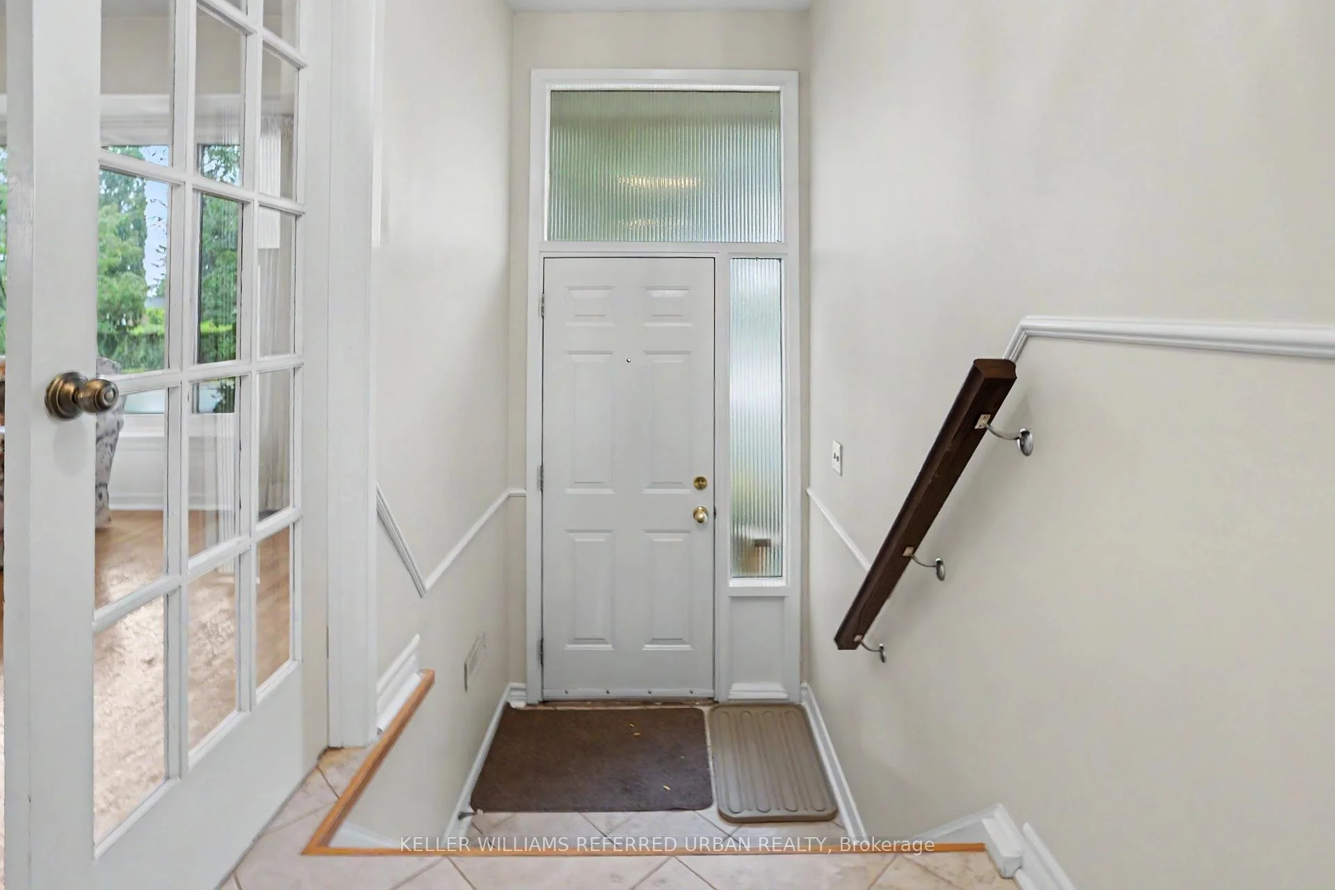 Photo 6 of 2653 Constable Road, Mississauga, Clarkson — HOMEH