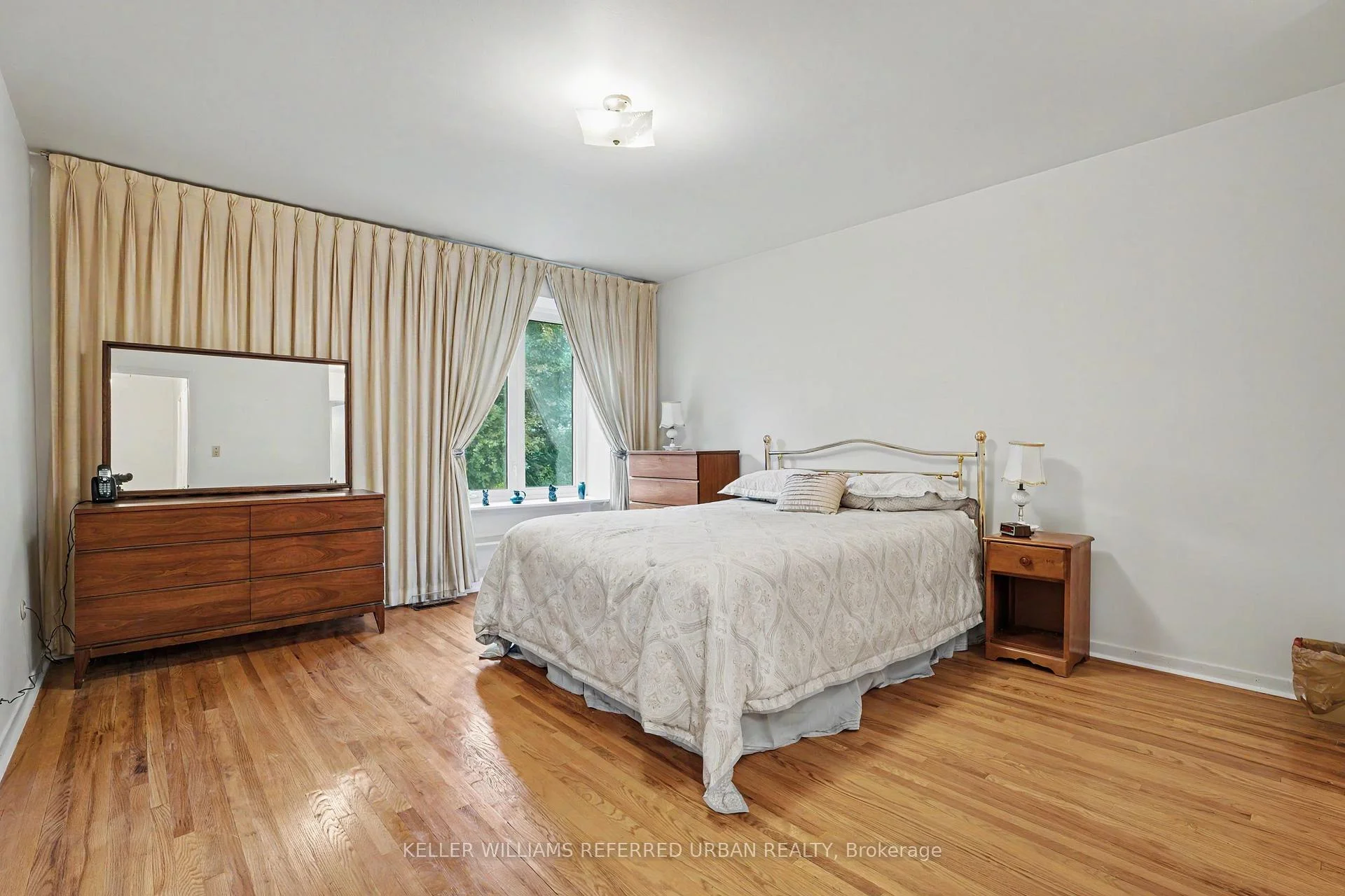 Photo 43 of 2653 Constable Road, Mississauga, Clarkson — HOMEH