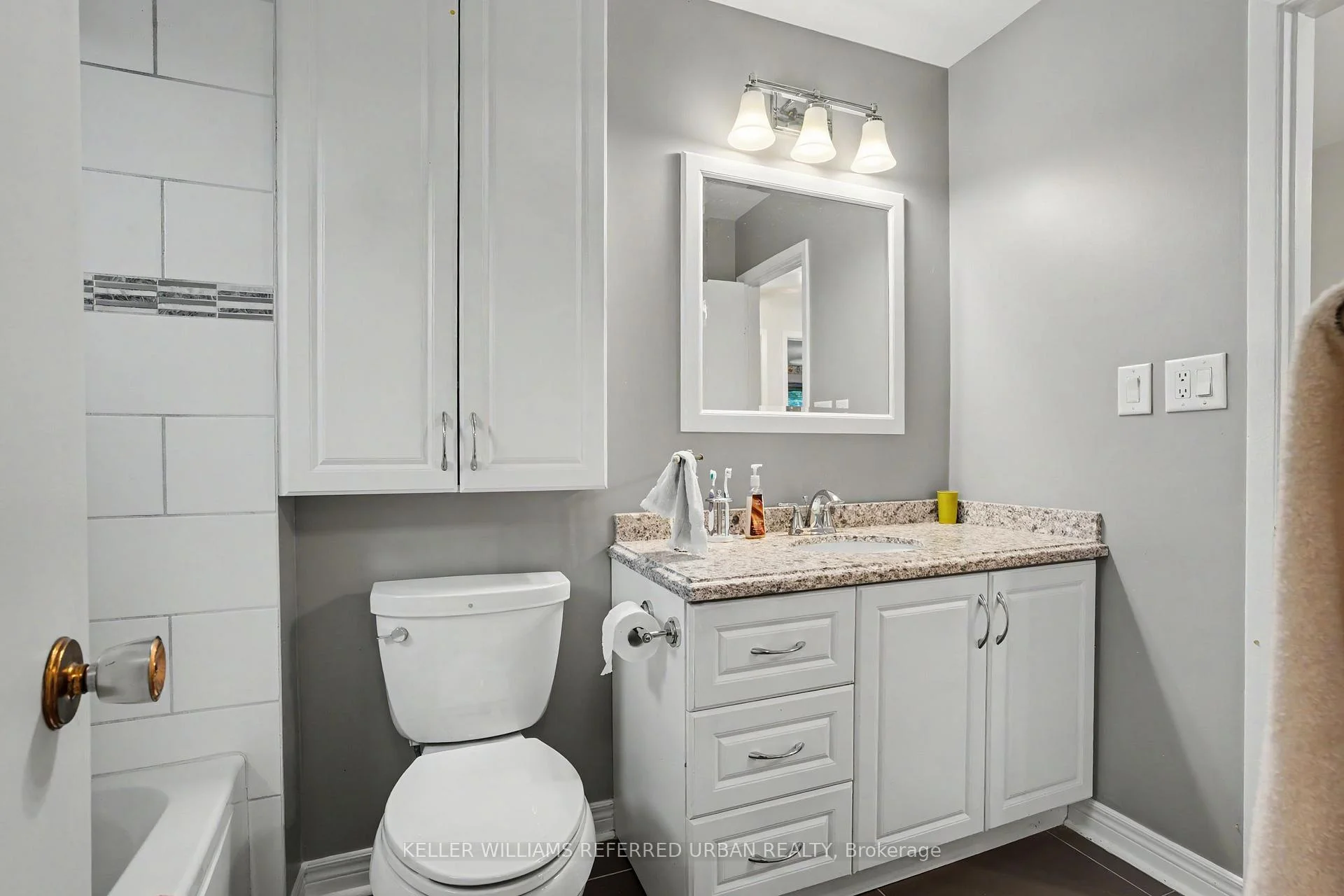 Photo 47 of 2653 Constable Road, Mississauga, Clarkson — HOMEH