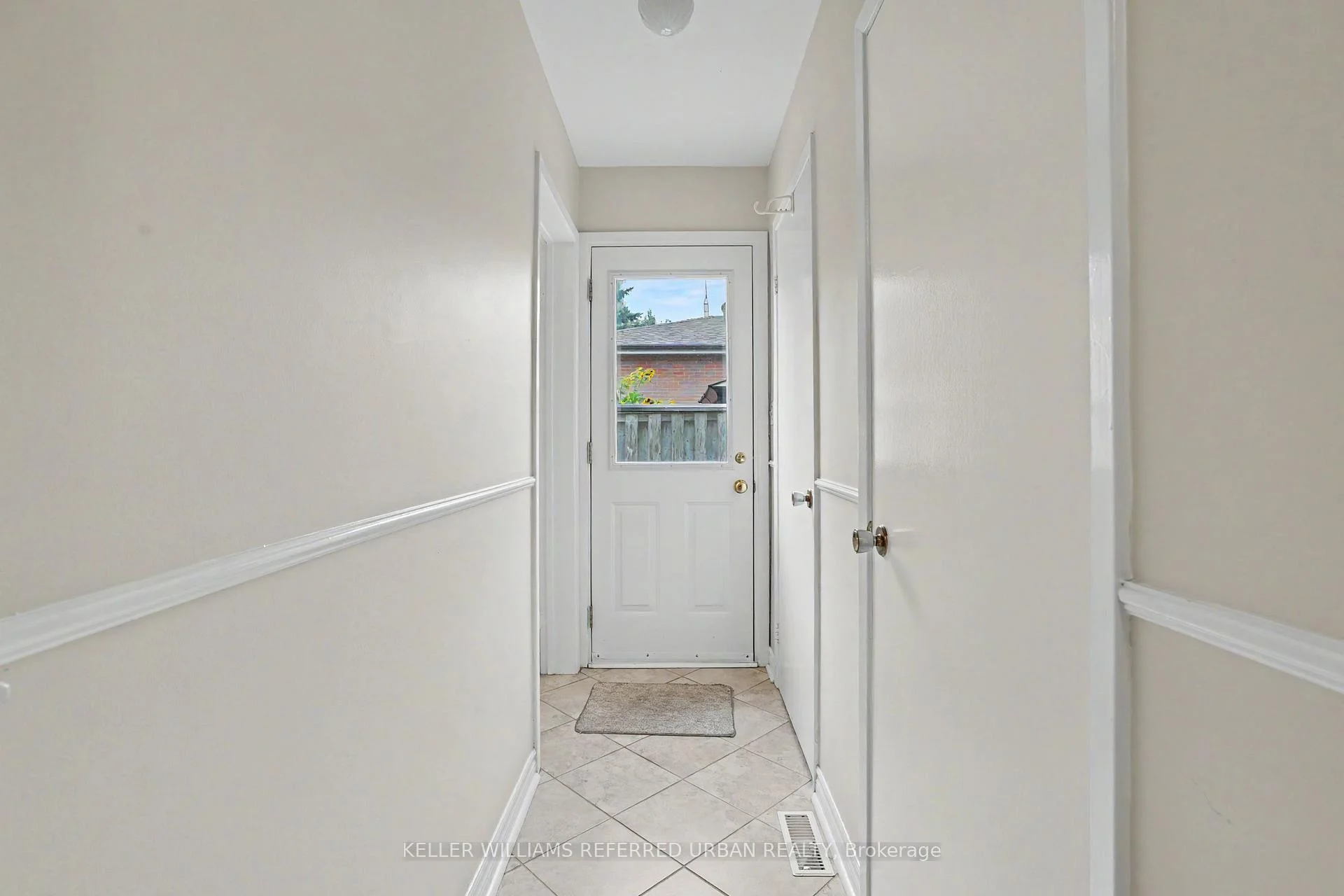 Photo 67 of 2653 Constable Road, Mississauga, Clarkson — HOMEH