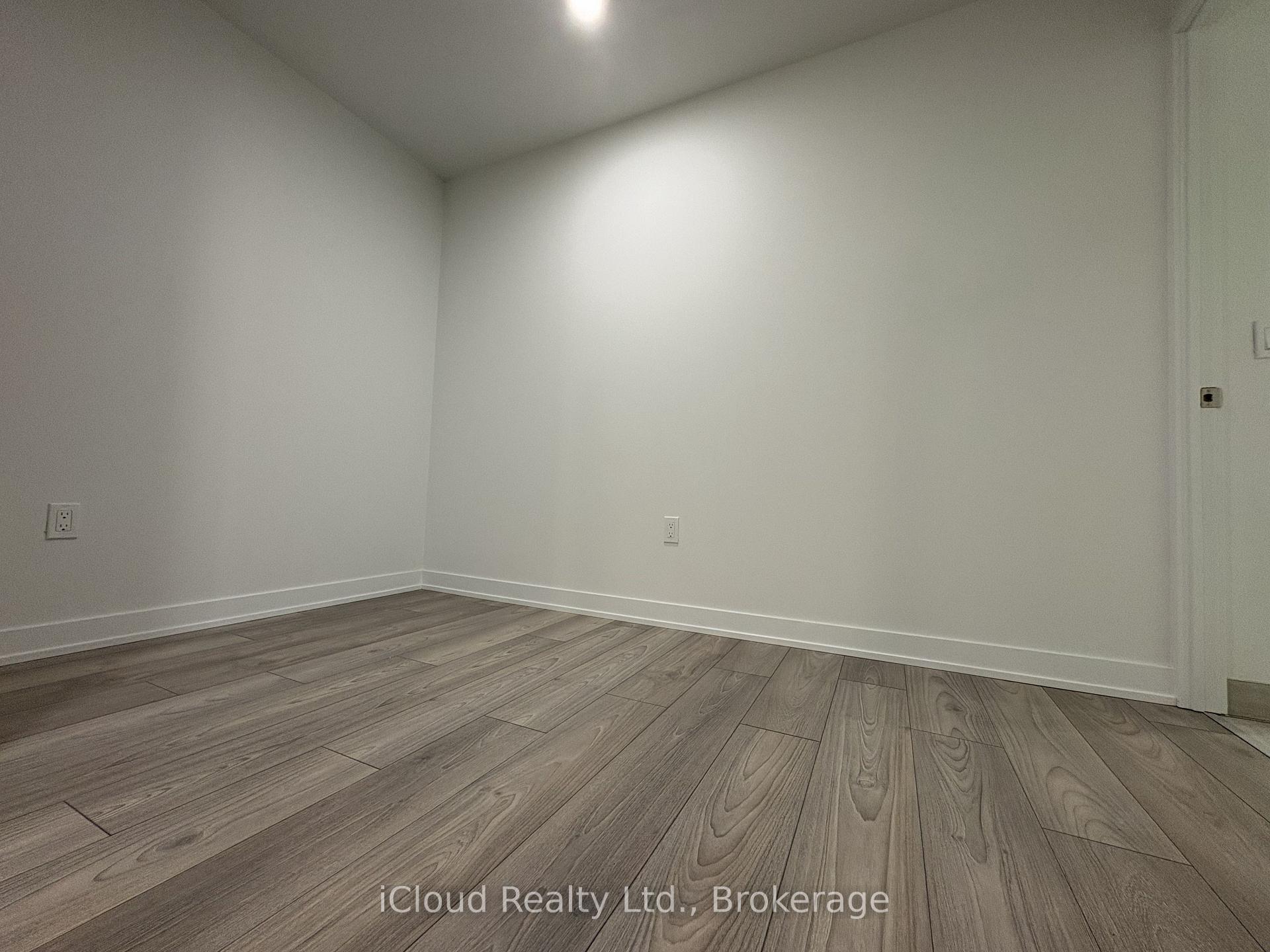 Photo 12 of Unit TH 02, 1 Fairview Road, Mississauga, Mississauga Valleys — HOMEH