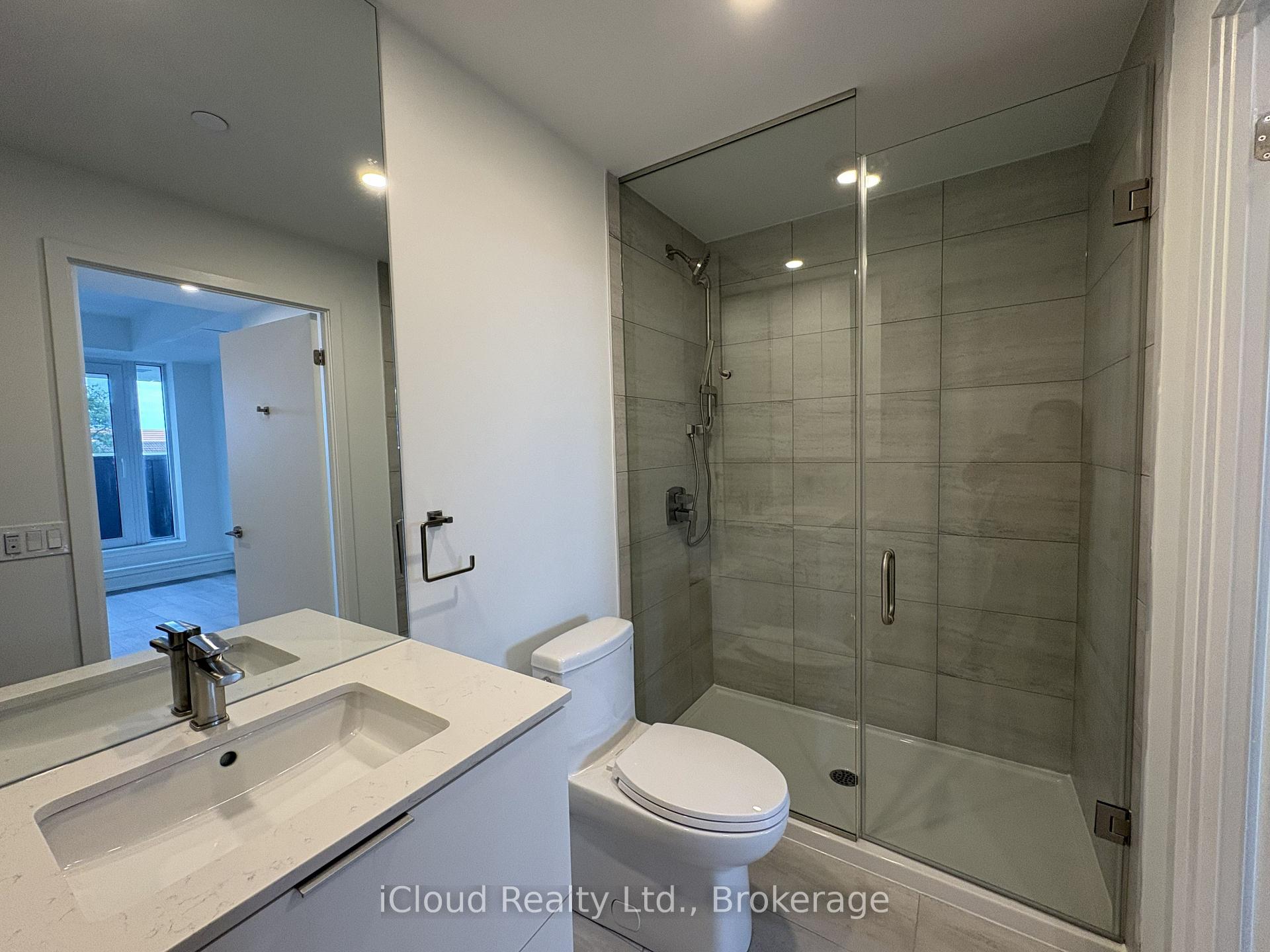 Photo 16 of Unit TH 02, 1 Fairview Road, Mississauga, Mississauga Valleys — HOMEH