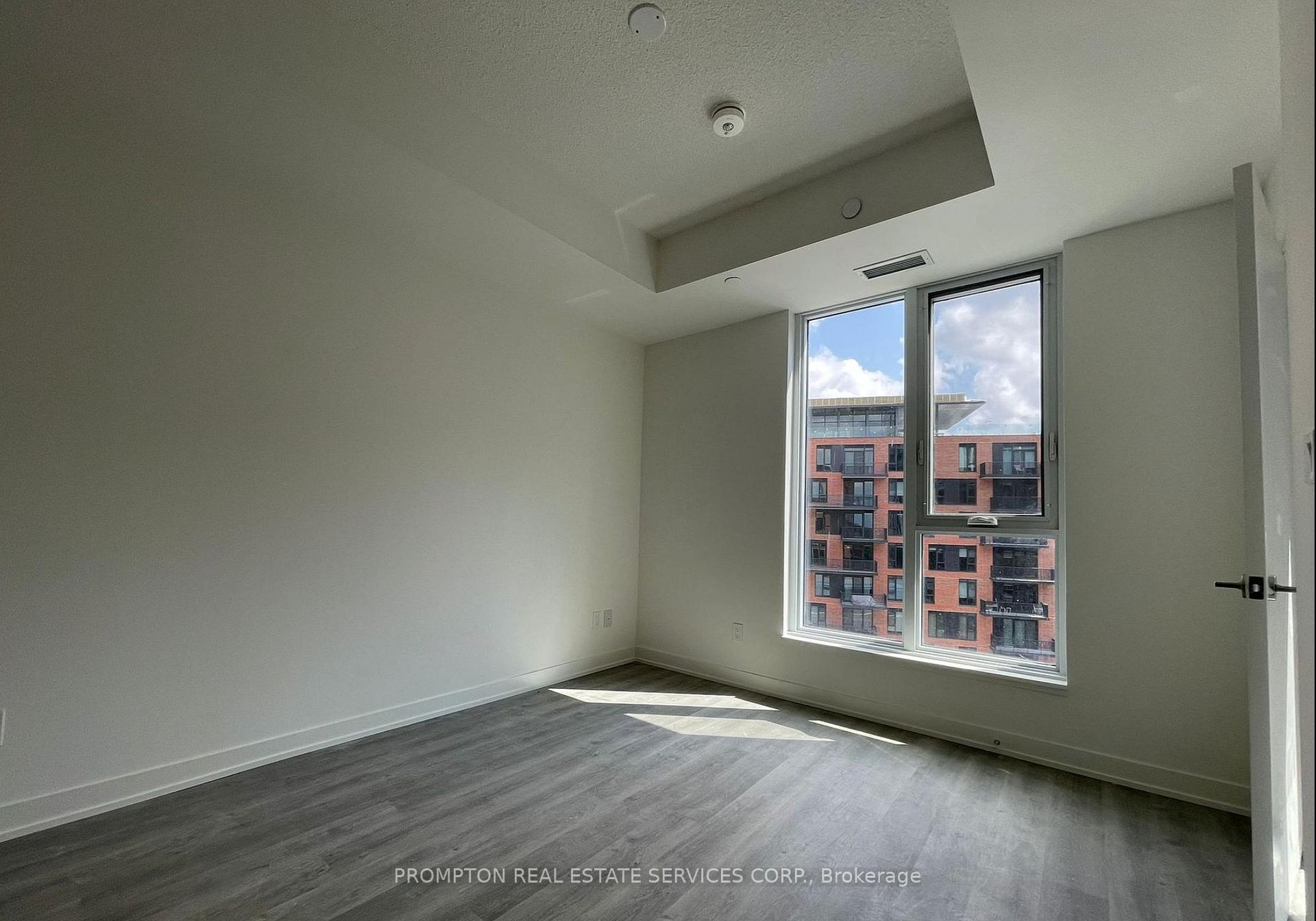 Photo 5 of Unit 708, 38 Simcoe Promenade, Markham, Unionville — HOMEH