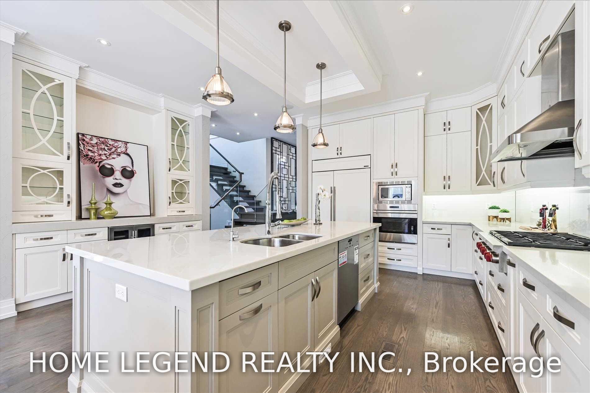 Photo 8 of 272 Hillcrest Avenue, North York, Willowdale East — HOMEH
