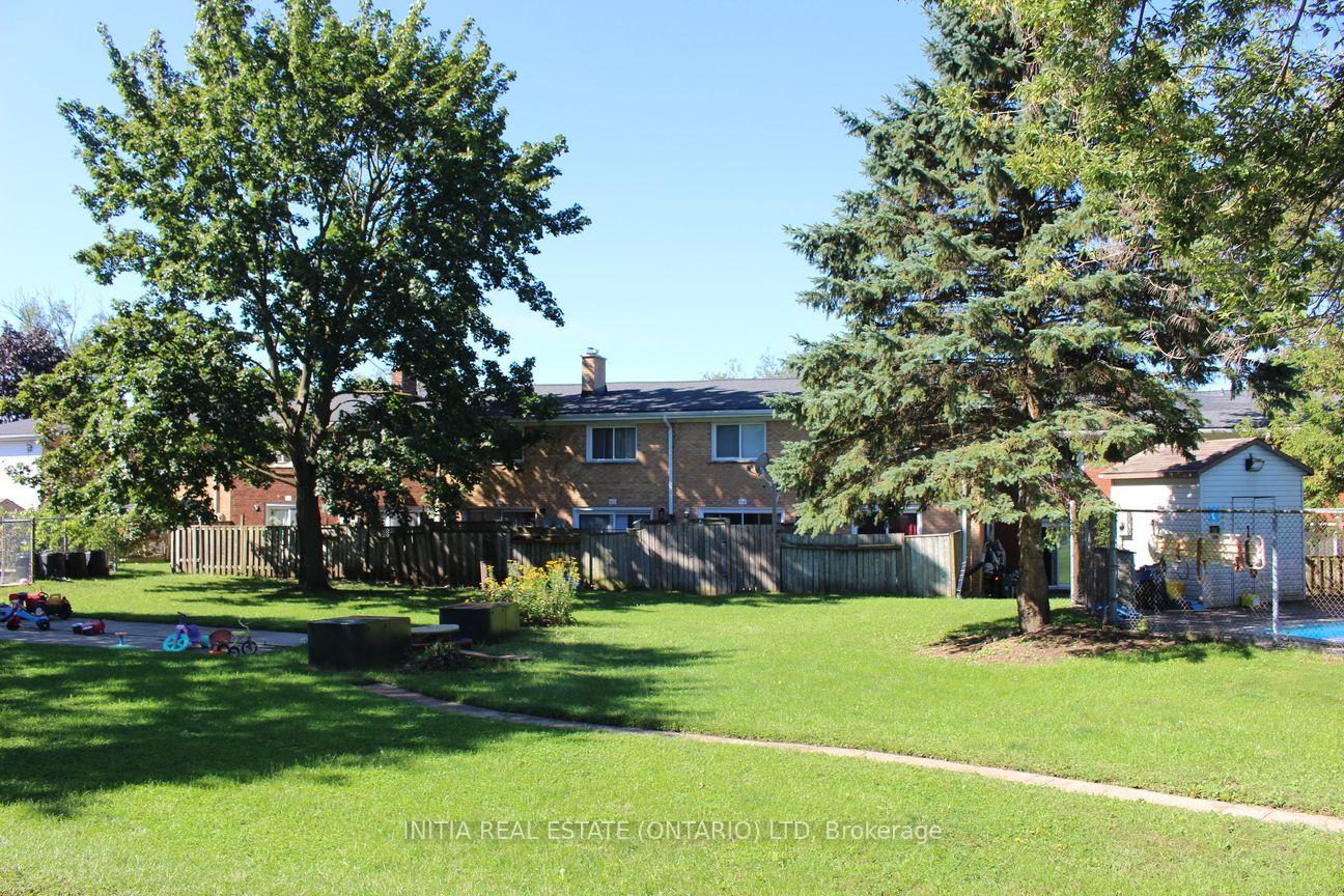 Photo 17 of Unit 27, 47 Arbour Glen Crescent, London, East A — HOMEH