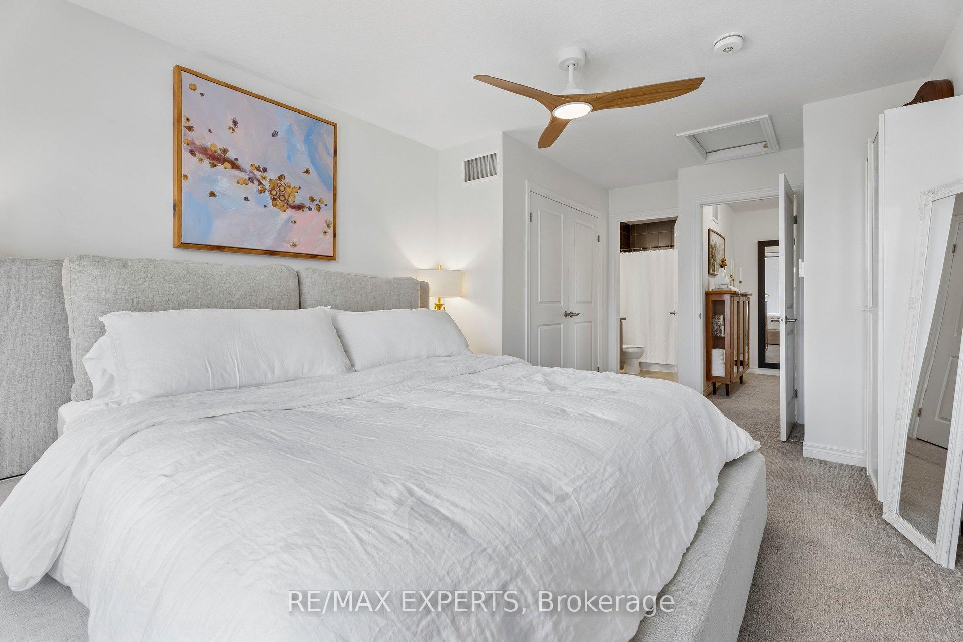 Photo 26 of 4 Groom Lane, Hamilton, Ancaster — HOMEH
